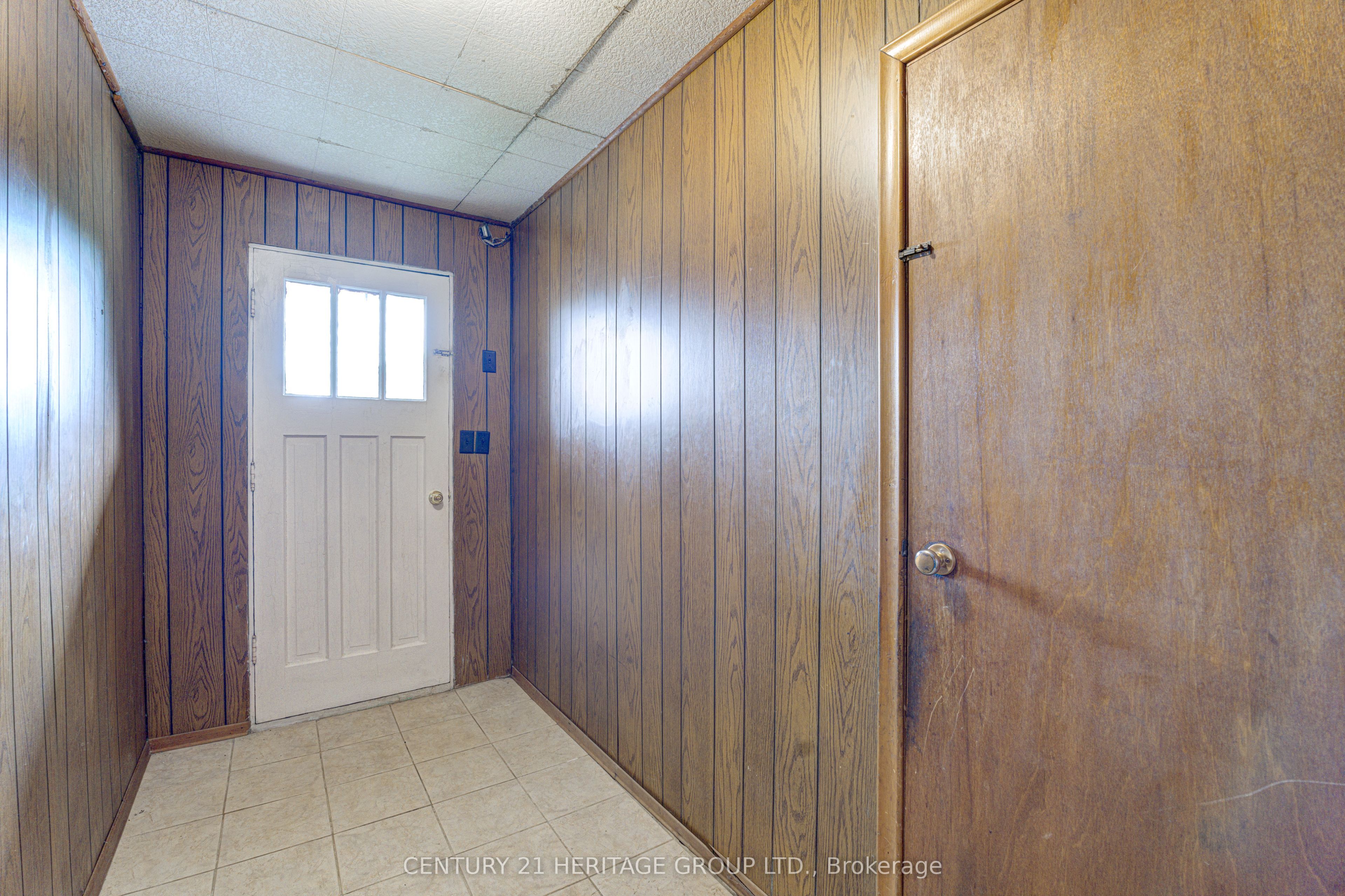 270 Walker Avenue, Bradford West Gwillimbury, ON L3Z 1Y6 photo 5