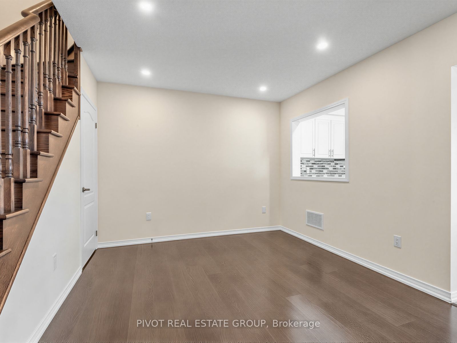 54 Spofford Drive, Whitchurch-Stouffville, ON L4A 4R1 photo 5