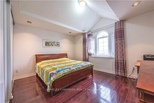 82 Canyon Hill Avenue, Richmond Hill, ON L4C 0E1 photo 5