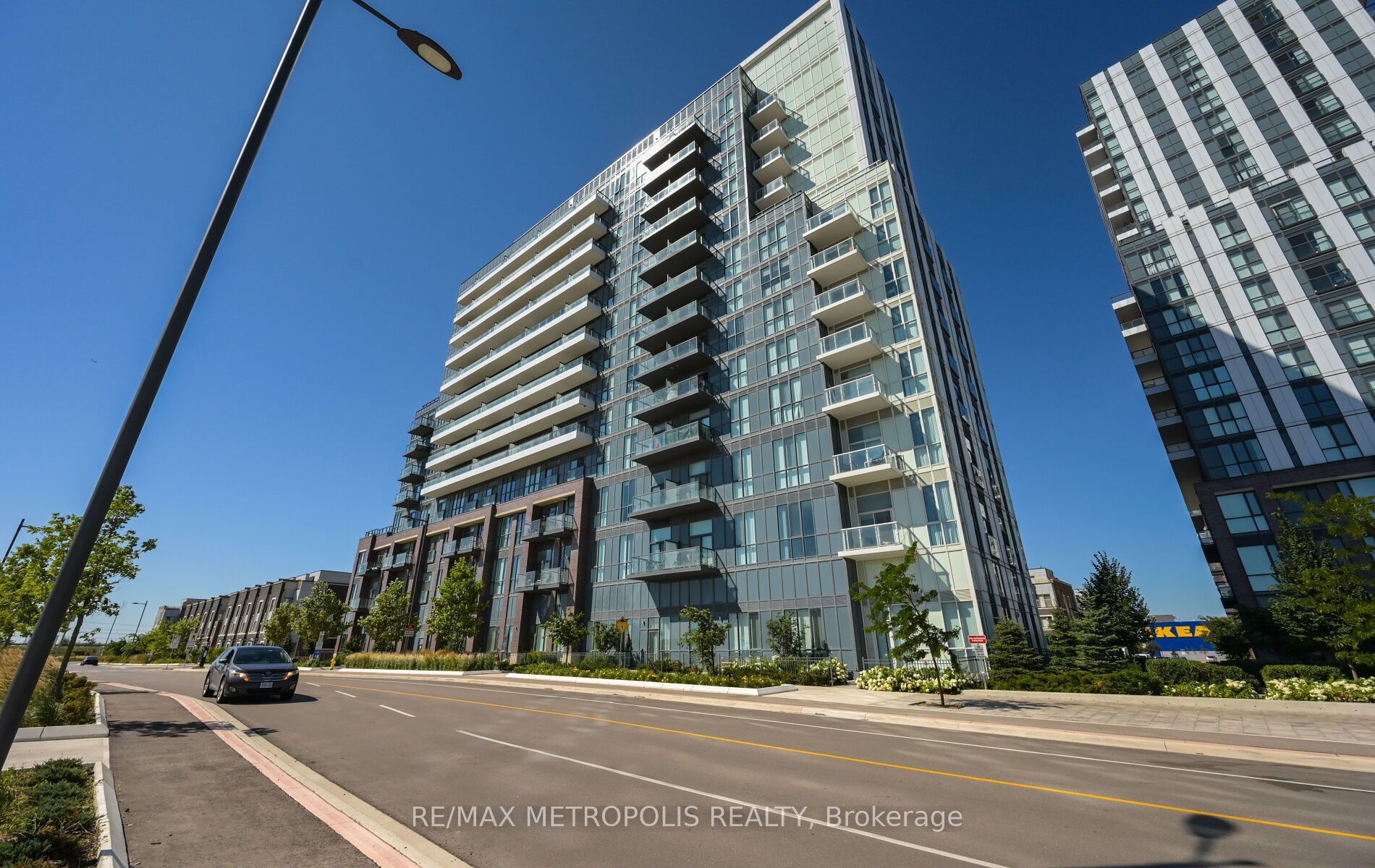 60 Honeycrisp Crescent 1601, Vaughan, ON L4K 0N5 photo 5