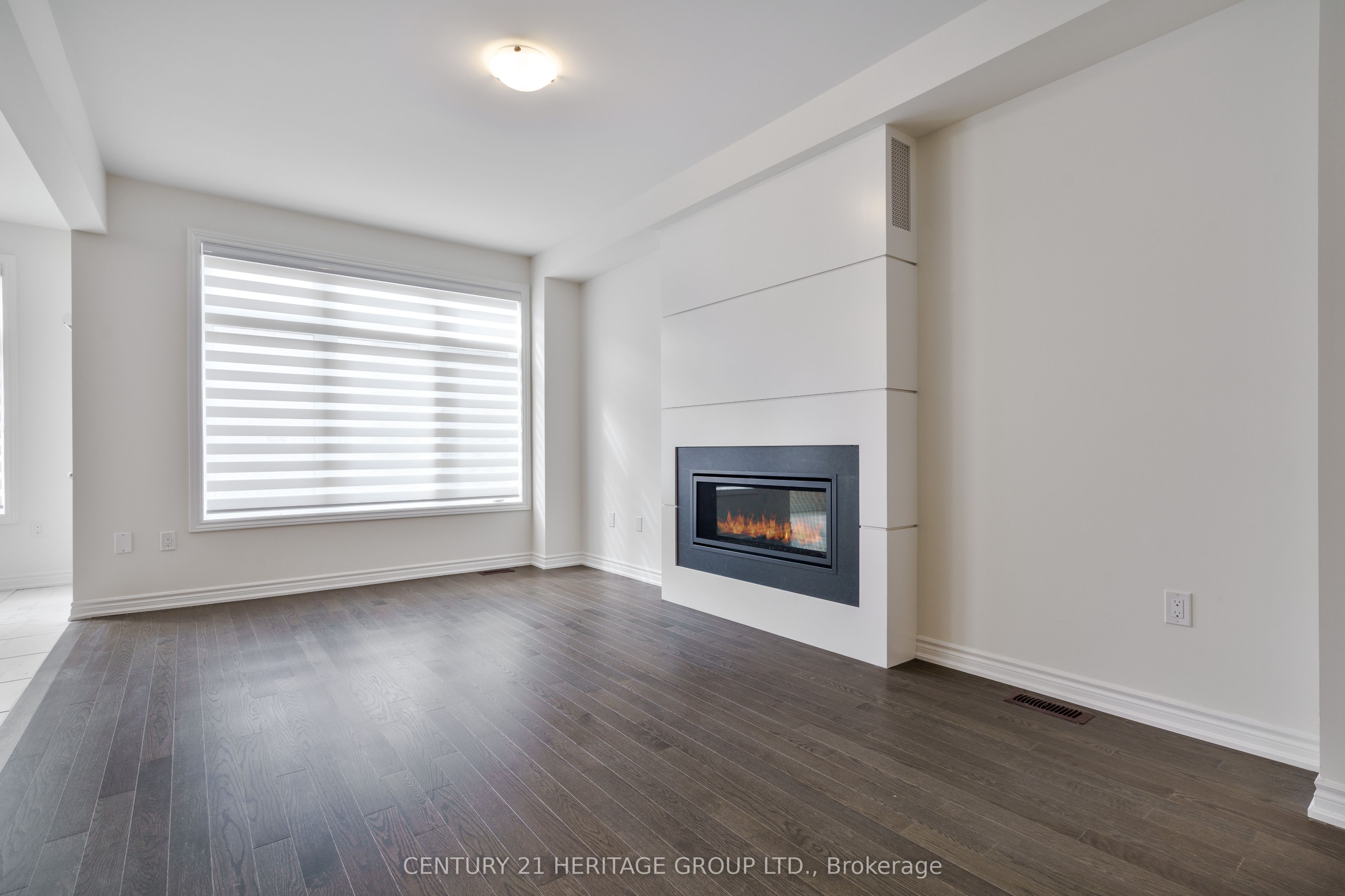 15 Kentledge Avenue, East Gwillimbury, ON L9N 0W3 photo 3