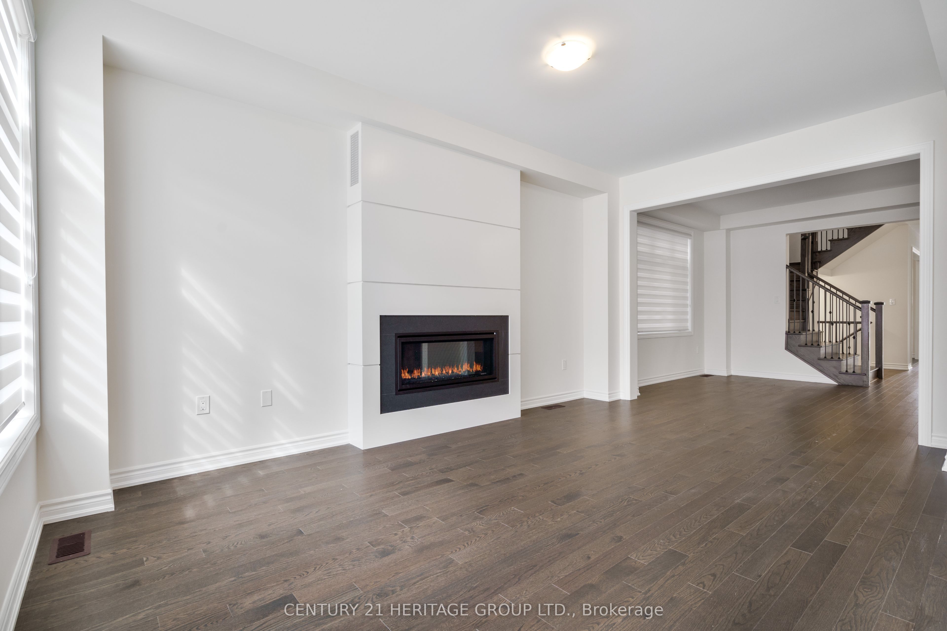 15 Kentledge Avenue, East Gwillimbury, ON L9N 0W3 photo 4