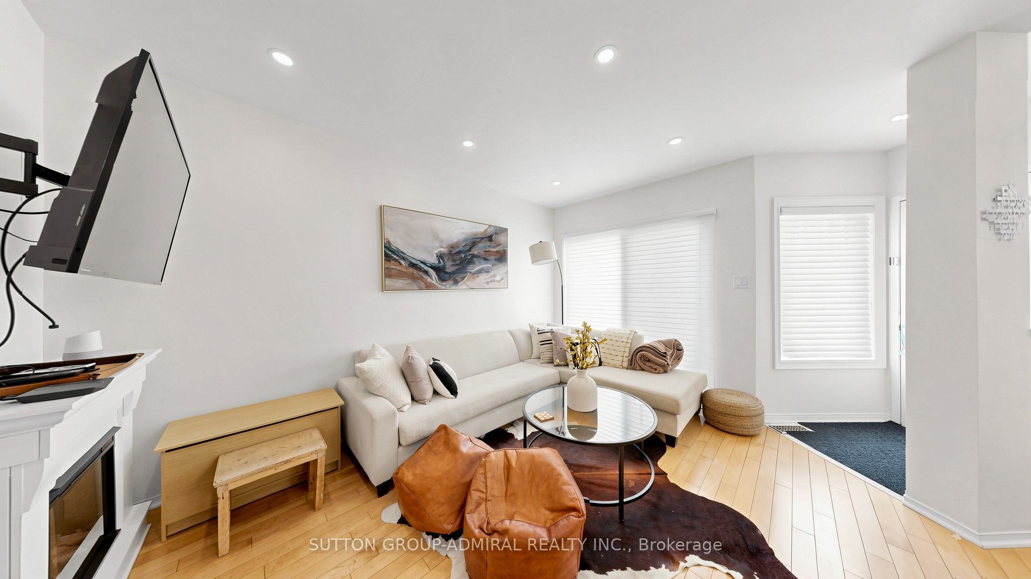 735 New Westminster Drive 46, Vaughan, ON L4J 7Y9 photo 3