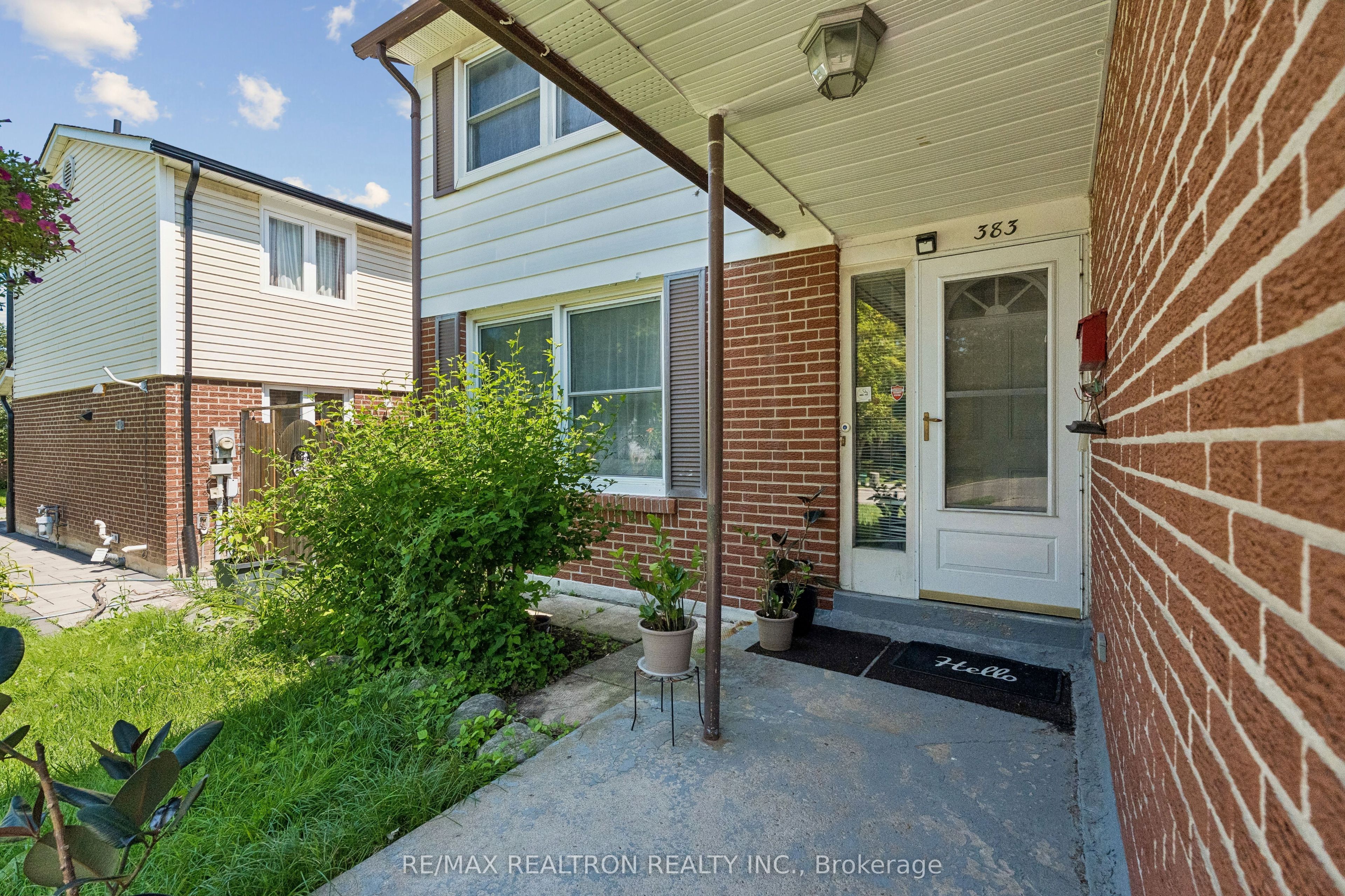 383 Sandford Street, Newmarket, ON L3Y 4S5 photo 3