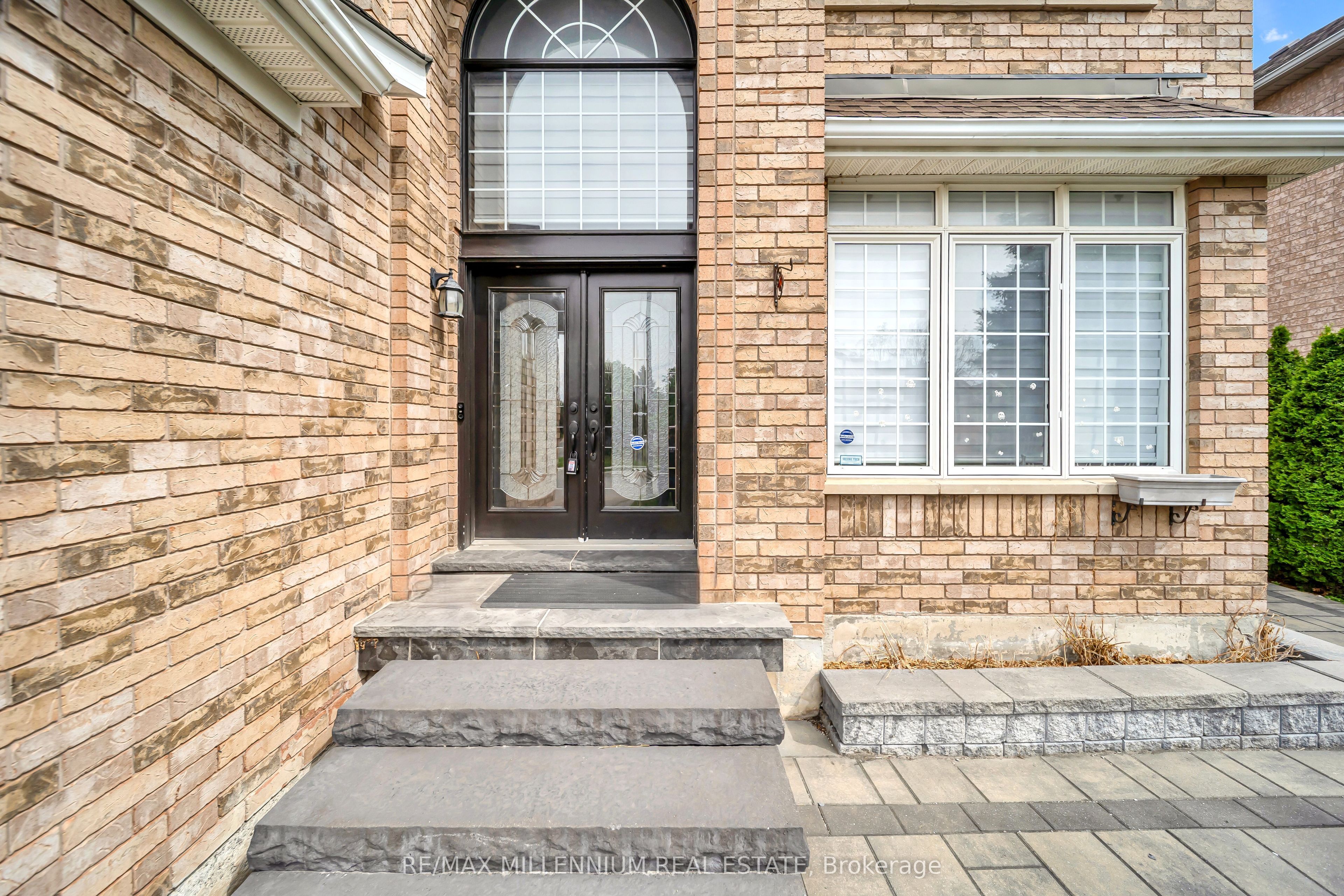 161 Julia Valentia Avenue, Vaughan, ON L4H 1Z1 photo 3
