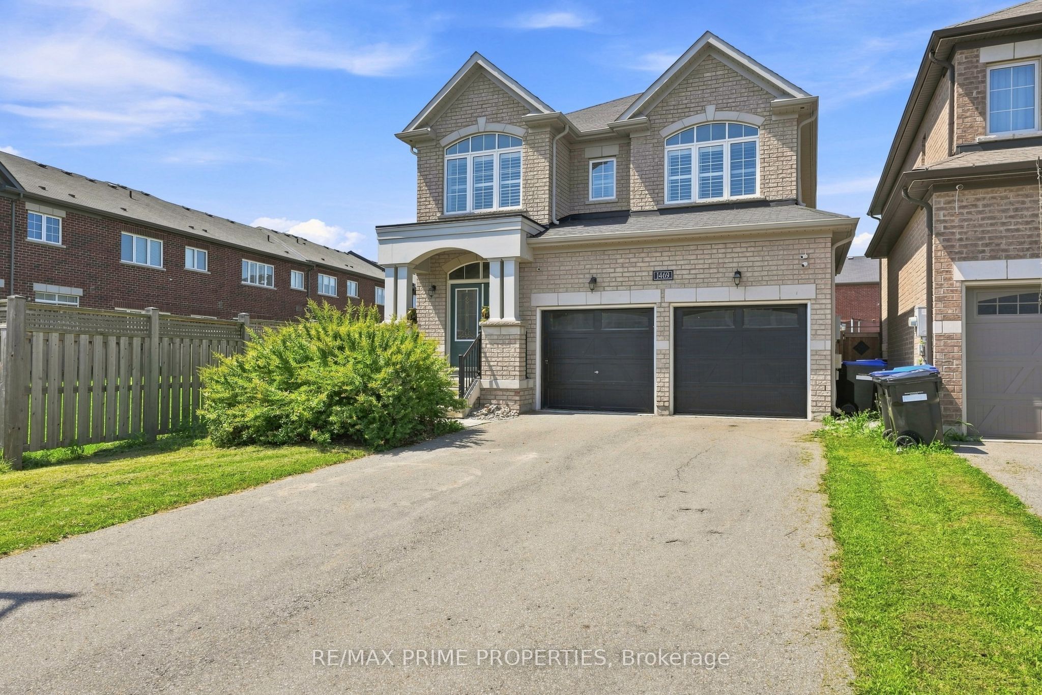 1469 Farrow Crescent, Innisfil, ON L9S 0L6