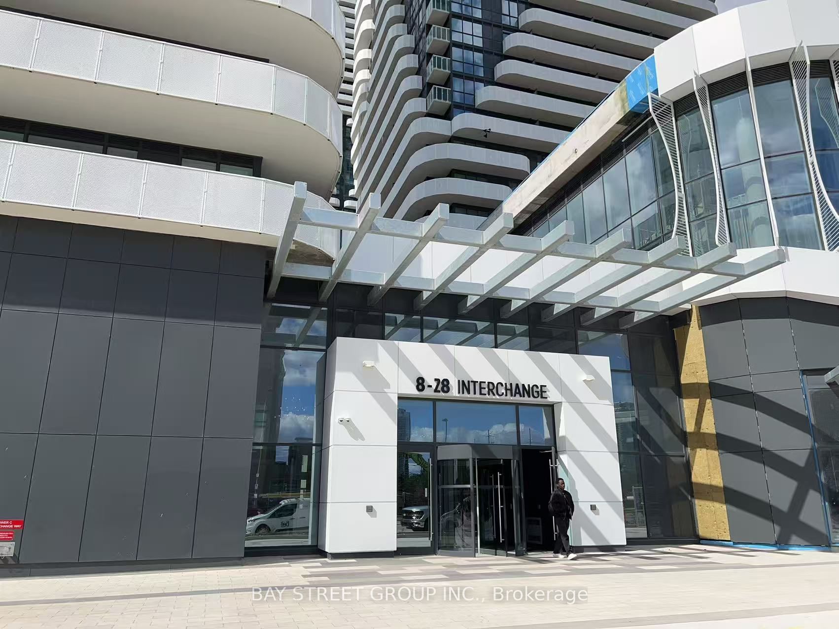 28 Interchange Way 4208, Vaughan, ON L4K 0P8