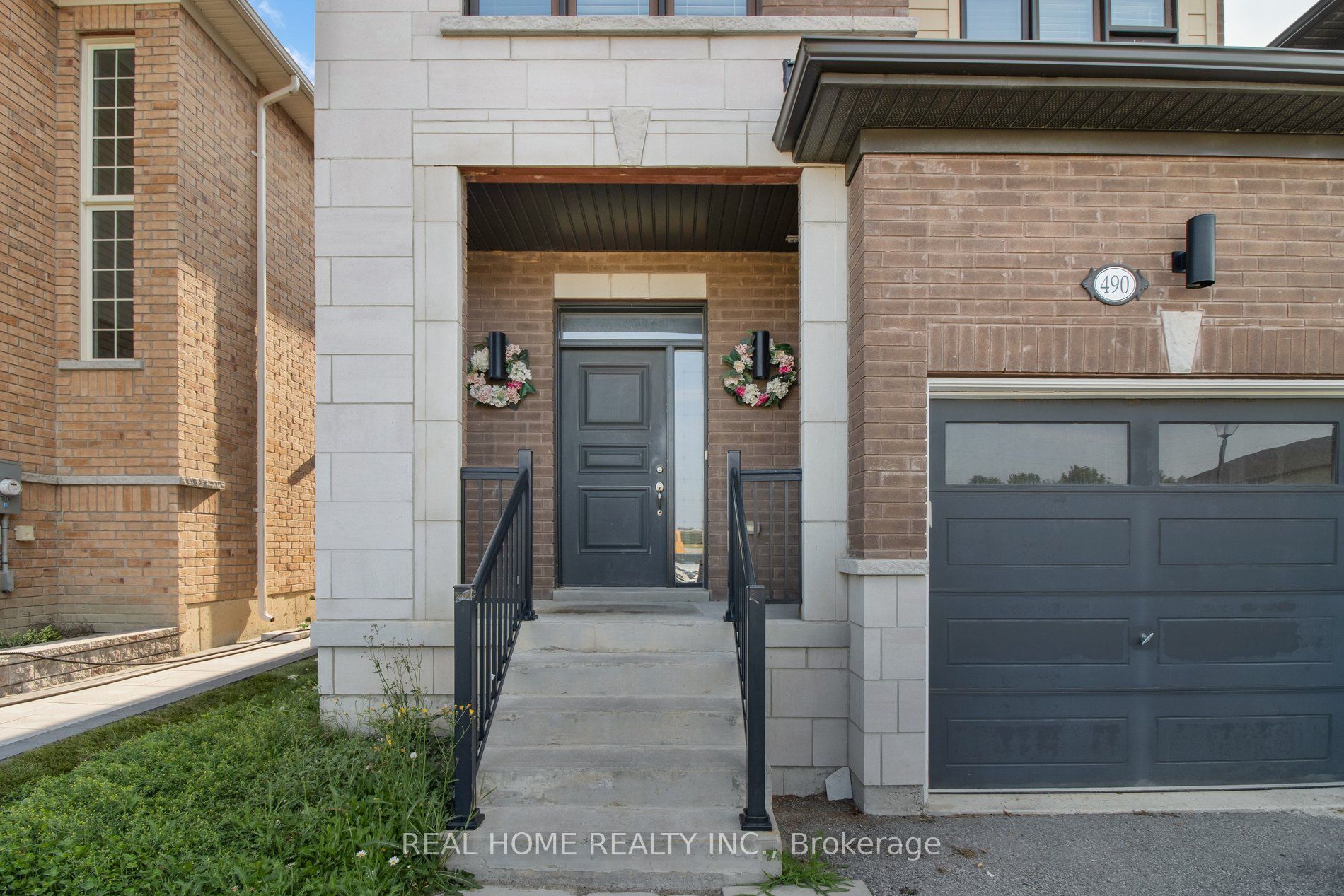 490 Rita's Avenue, Newmarket, ON L3X 2M8 photo 2