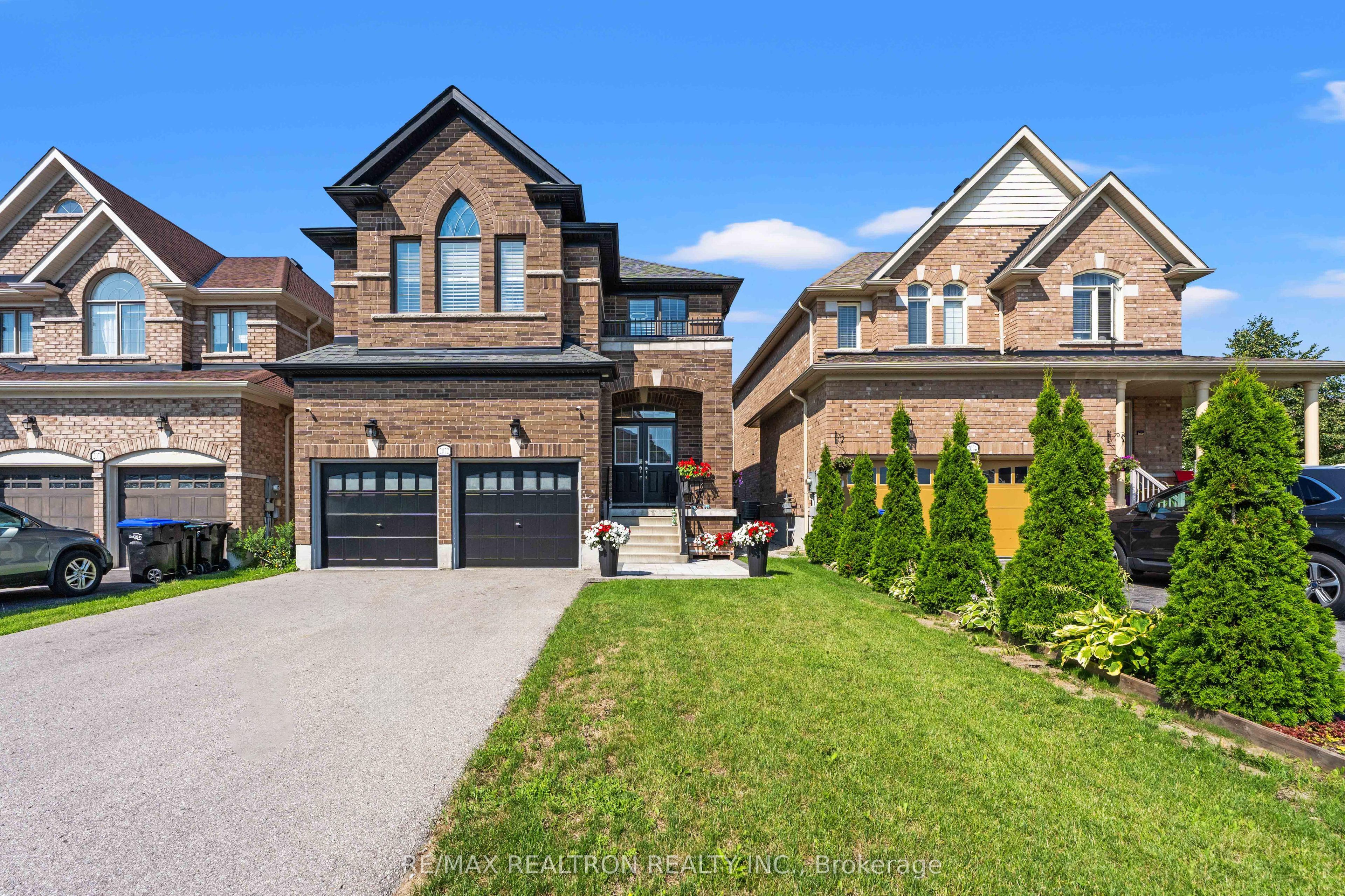 2072 Allison Street, Innisfil, ON L9S 0K7 photo 3