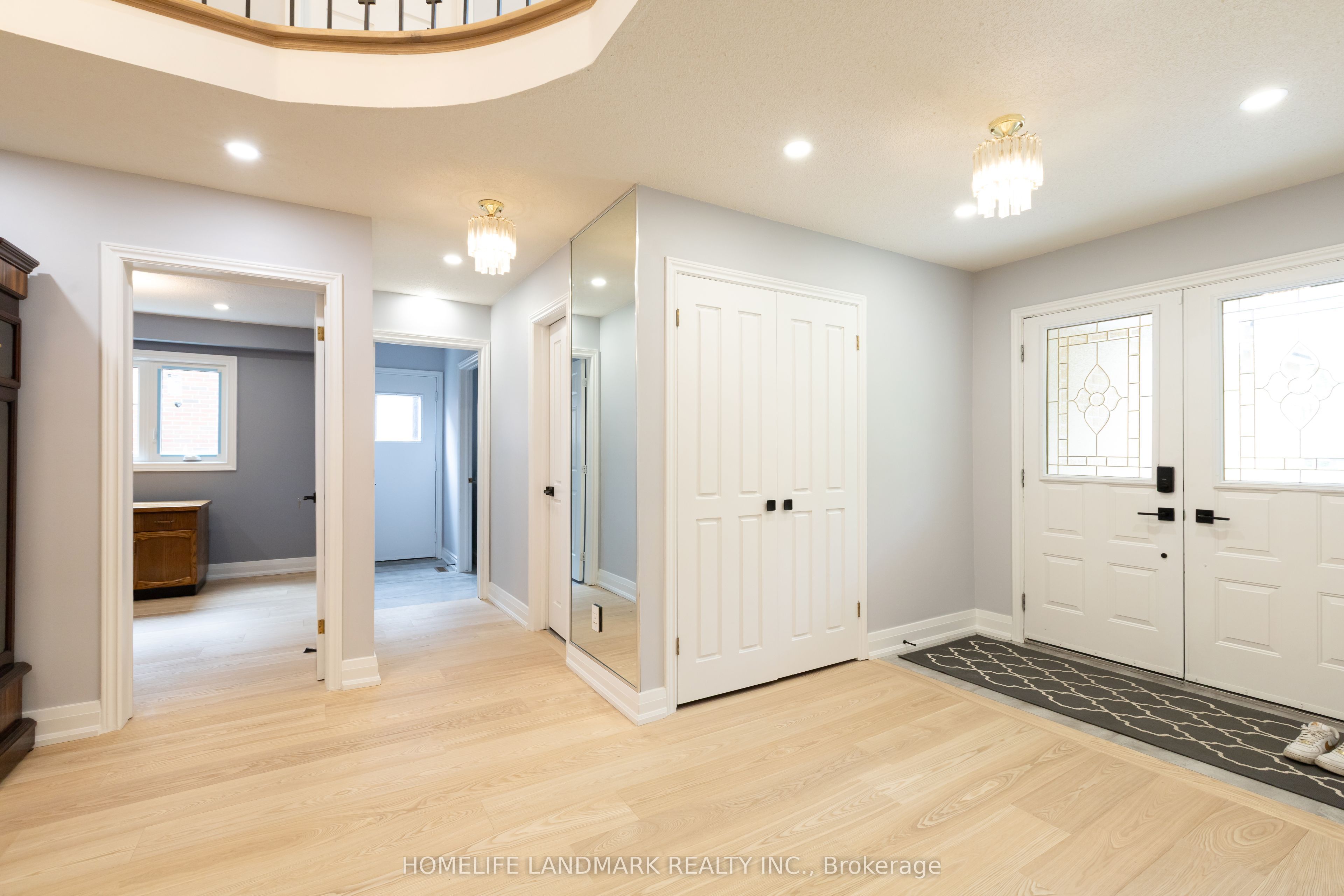 9755 Keele Street, Vaughan, ON L6A 3Y5 photo 5