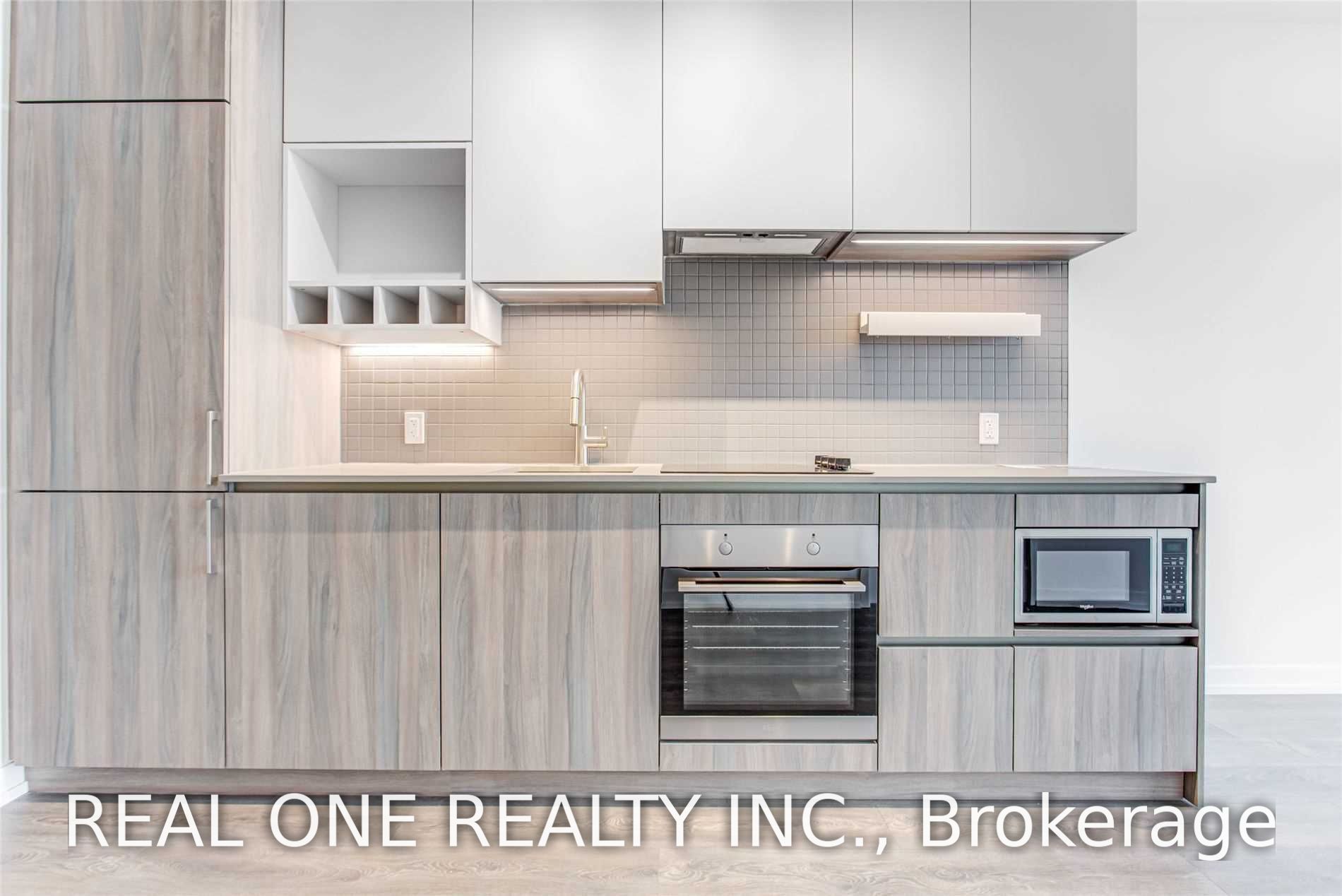 950 Portage Parkway 3107, Vaughan, ON L4K 0J7 photo 4