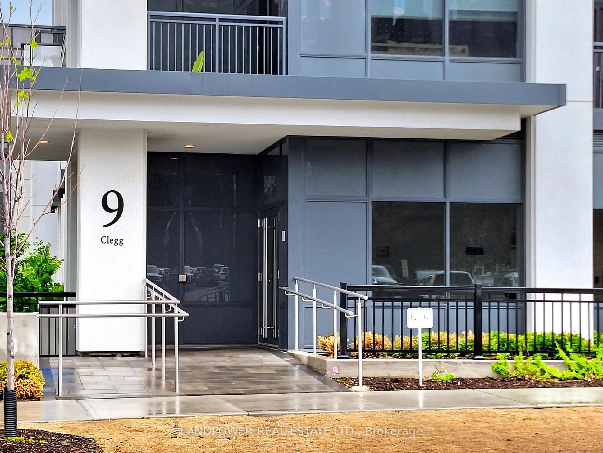 9 Clegg Road 106, Markham, ON L6G 0H3 photo 3