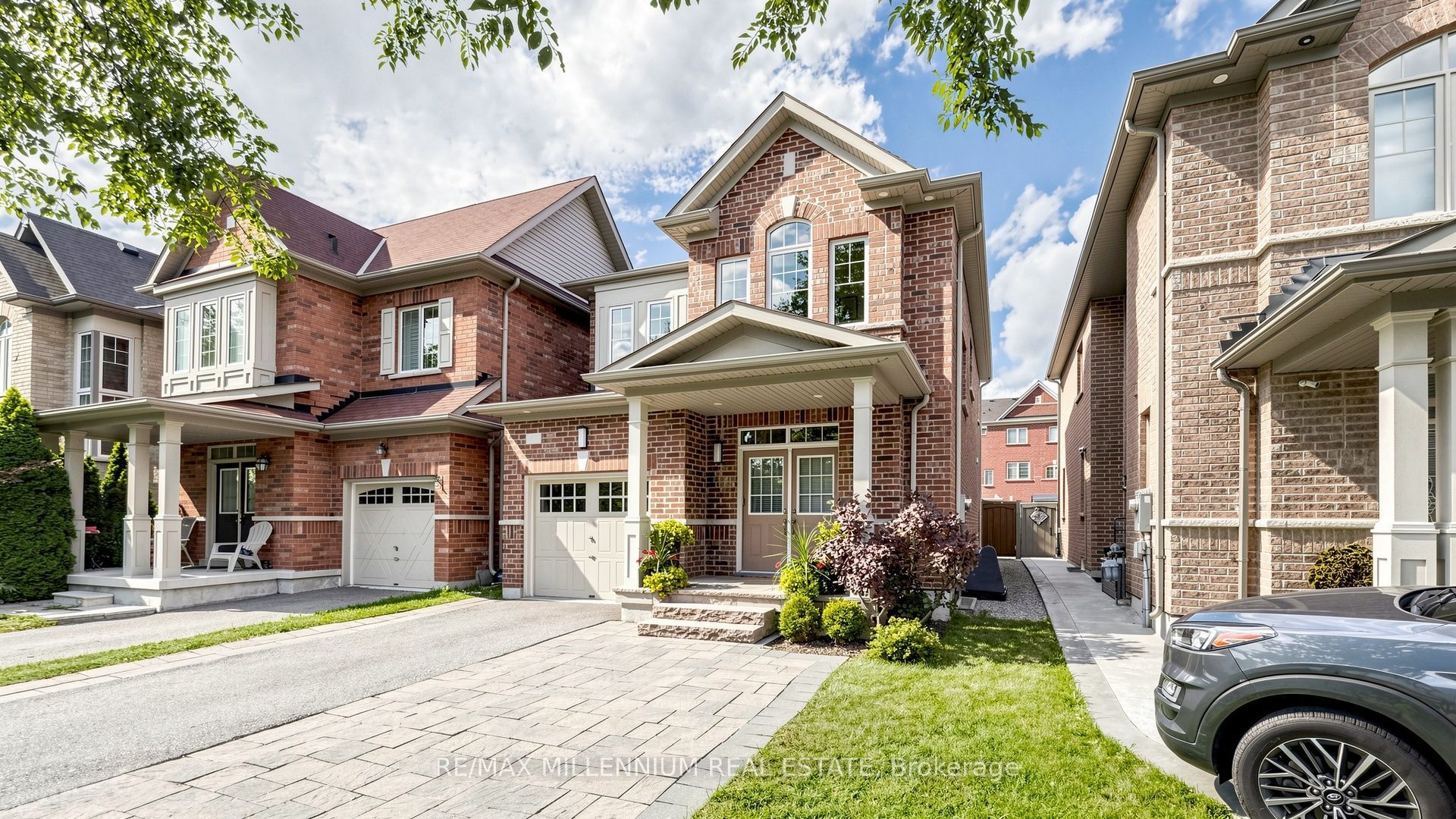 353 Moody Drive, Vaughan, ON L4H 3Z8 photo 2