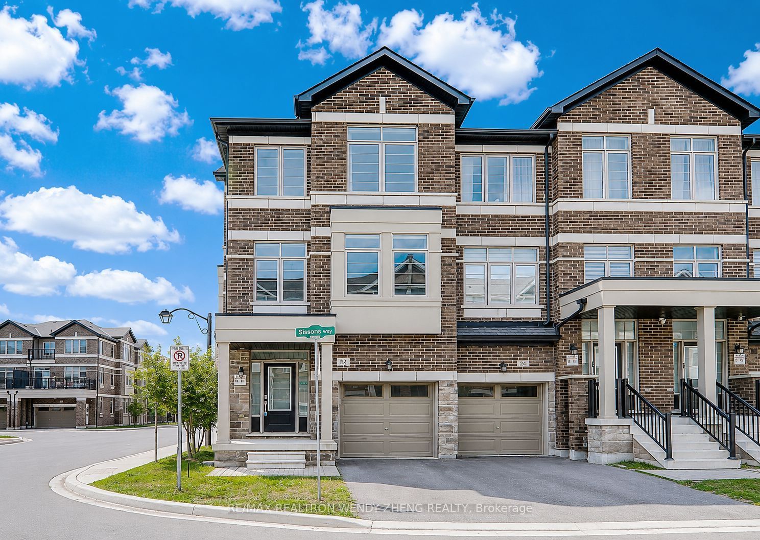 22 Sissons Way, Markham, ON L6B 1R2 photo 2