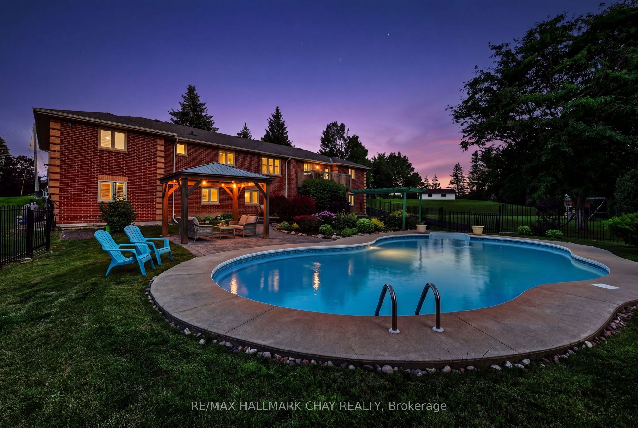 36 Mulock Drive, Bradford West Gwillimbury, ON L0G 1B0 photo 4