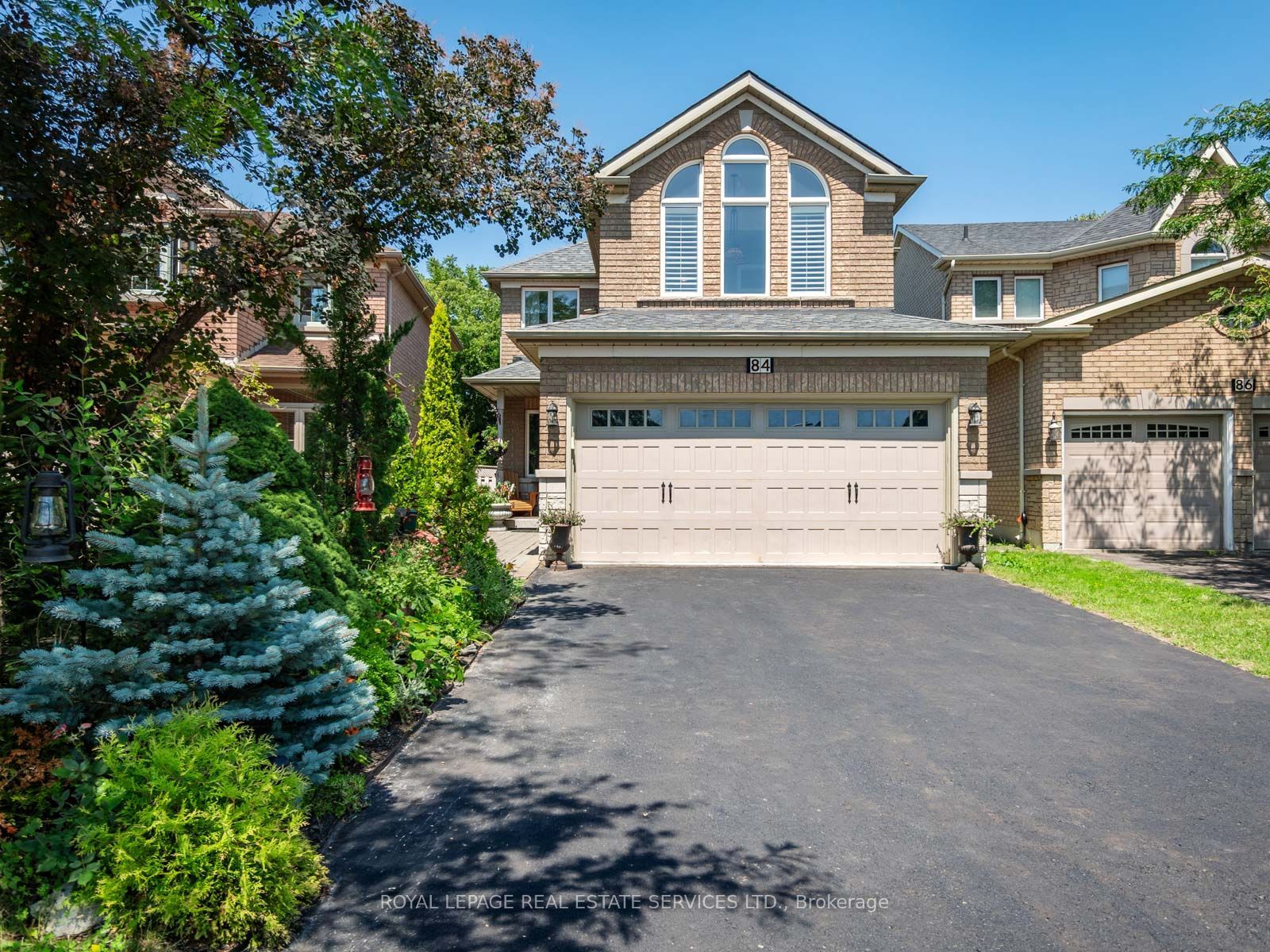84 Sandway Crescent, Vaughan, ON L6A 2M3