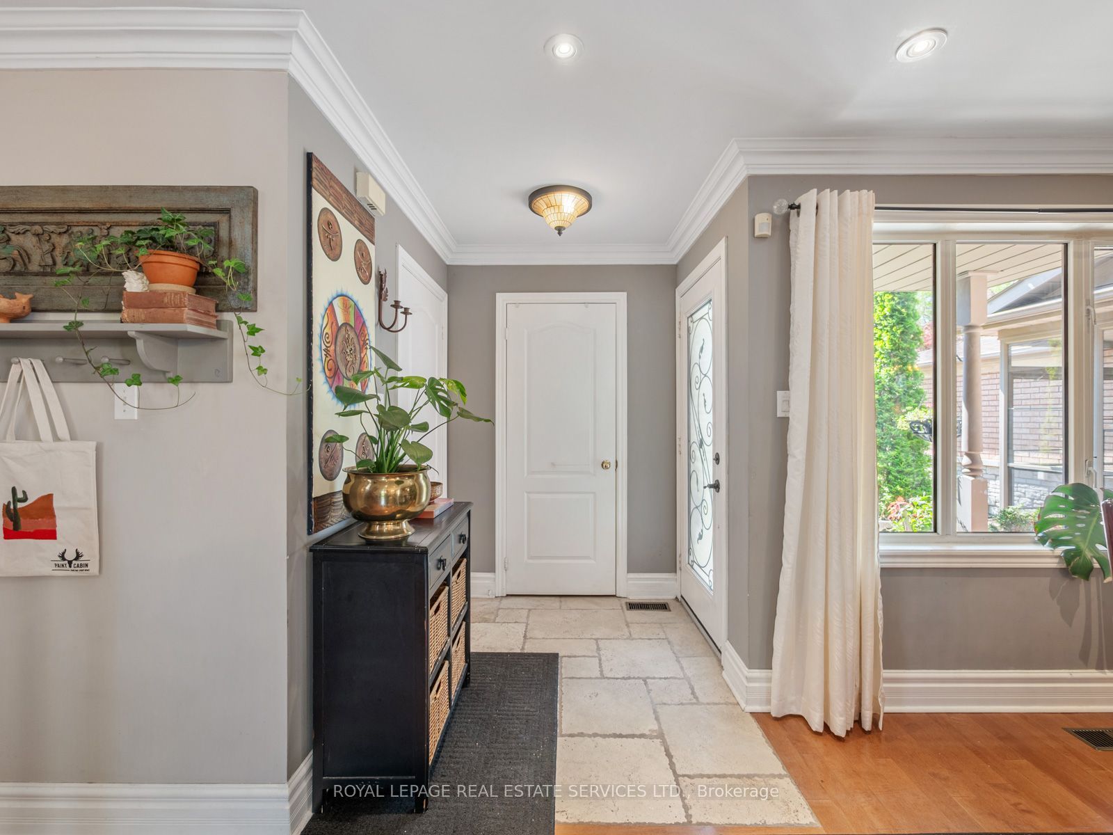 84 Sandway Crescent, Vaughan, ON L6A 2M3 photo 4