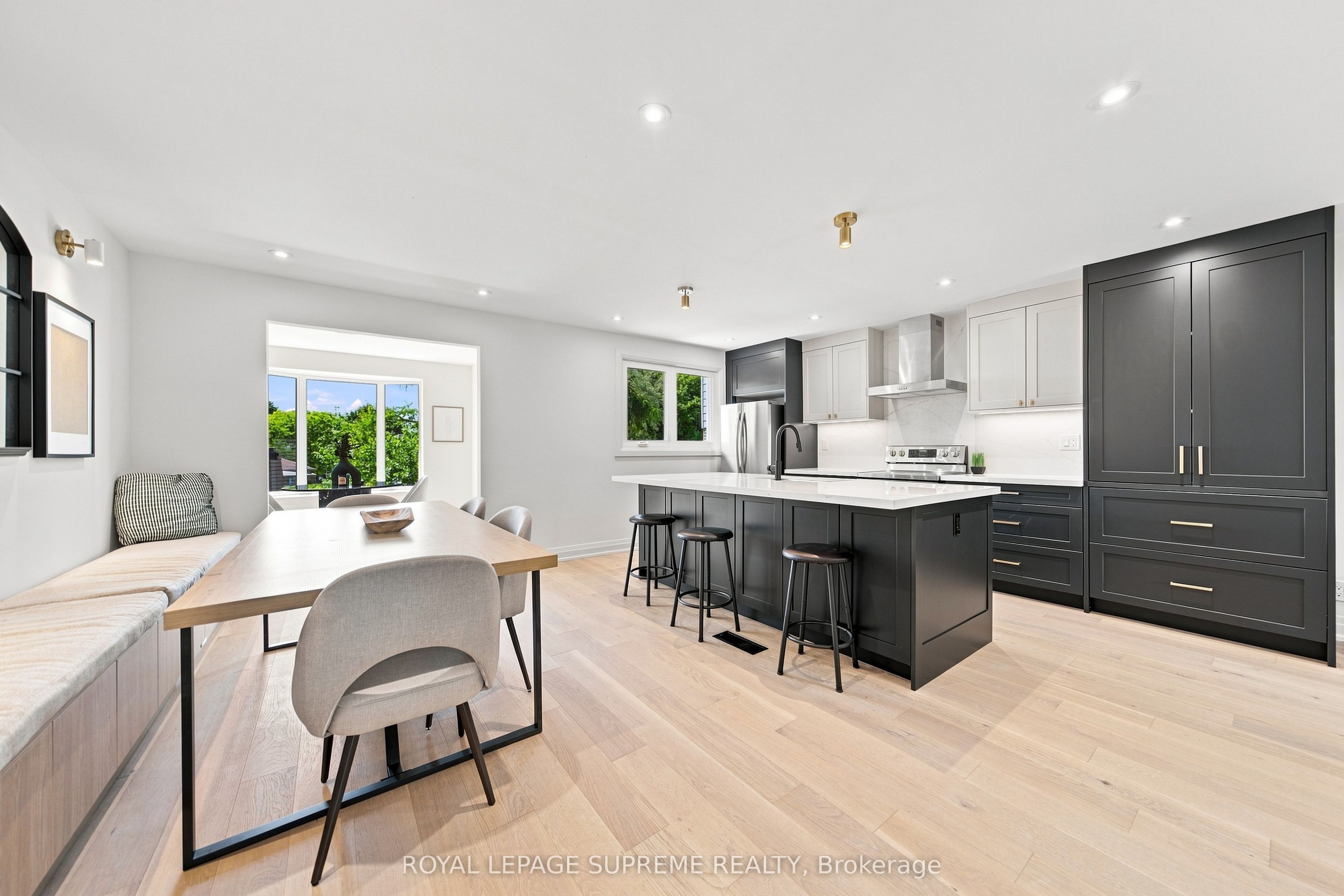 26 Crown Crescent, Bradford West Gwillimbury, ON L3Z 2M6 photo 5