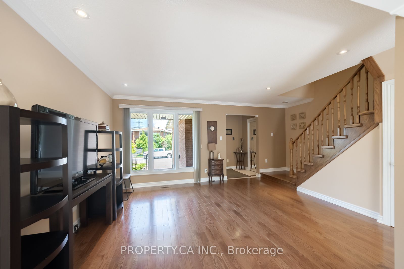 17 Boyne Highlands Court, Vaughan, ON L4K 1K4 photo 4