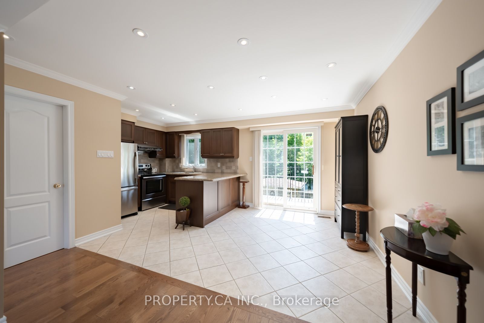 17 Boyne Highlands Court, Vaughan, ON L4K 1K4 photo 5