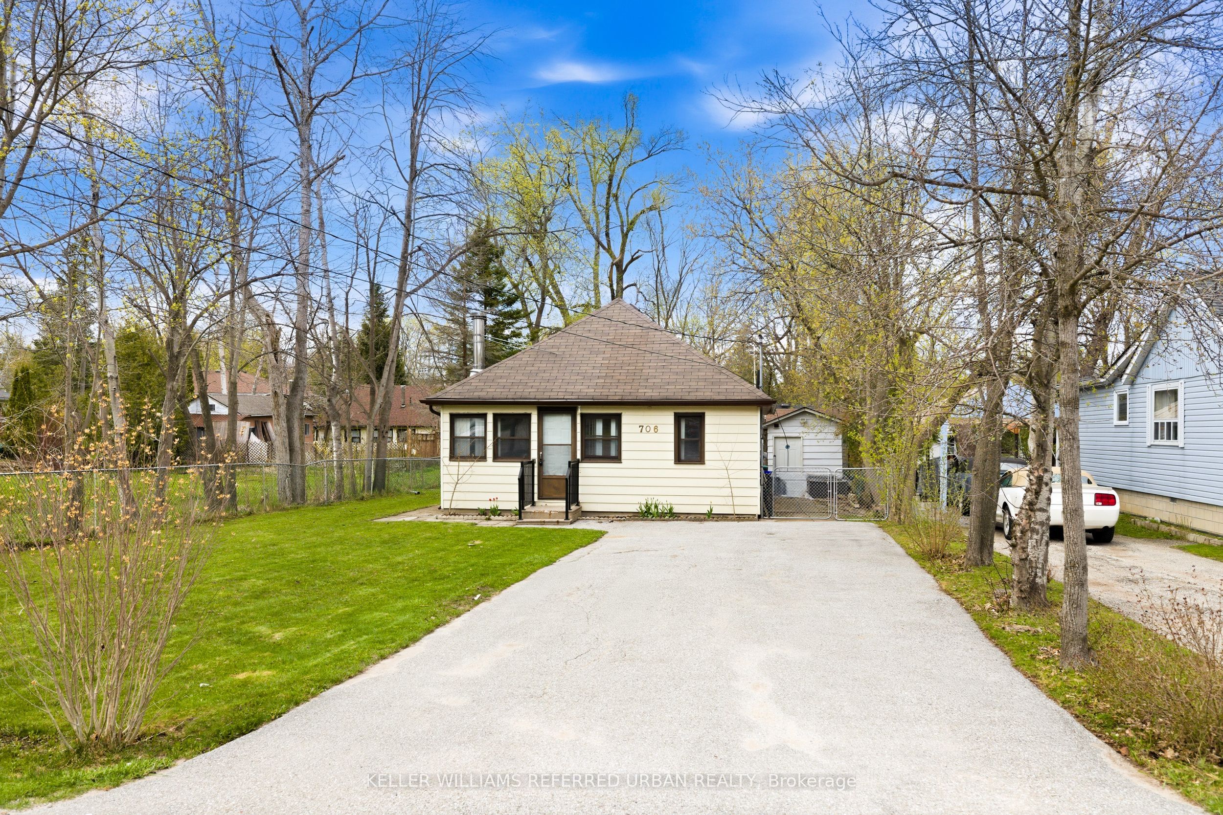 706 Chestnut Street, Innisfil, ON L9S 2H8 photo 4