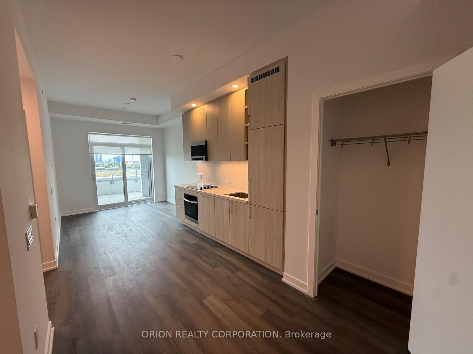 5 Meadowdale Road 314, Vaughan, ON L4K 0C7 photo 5