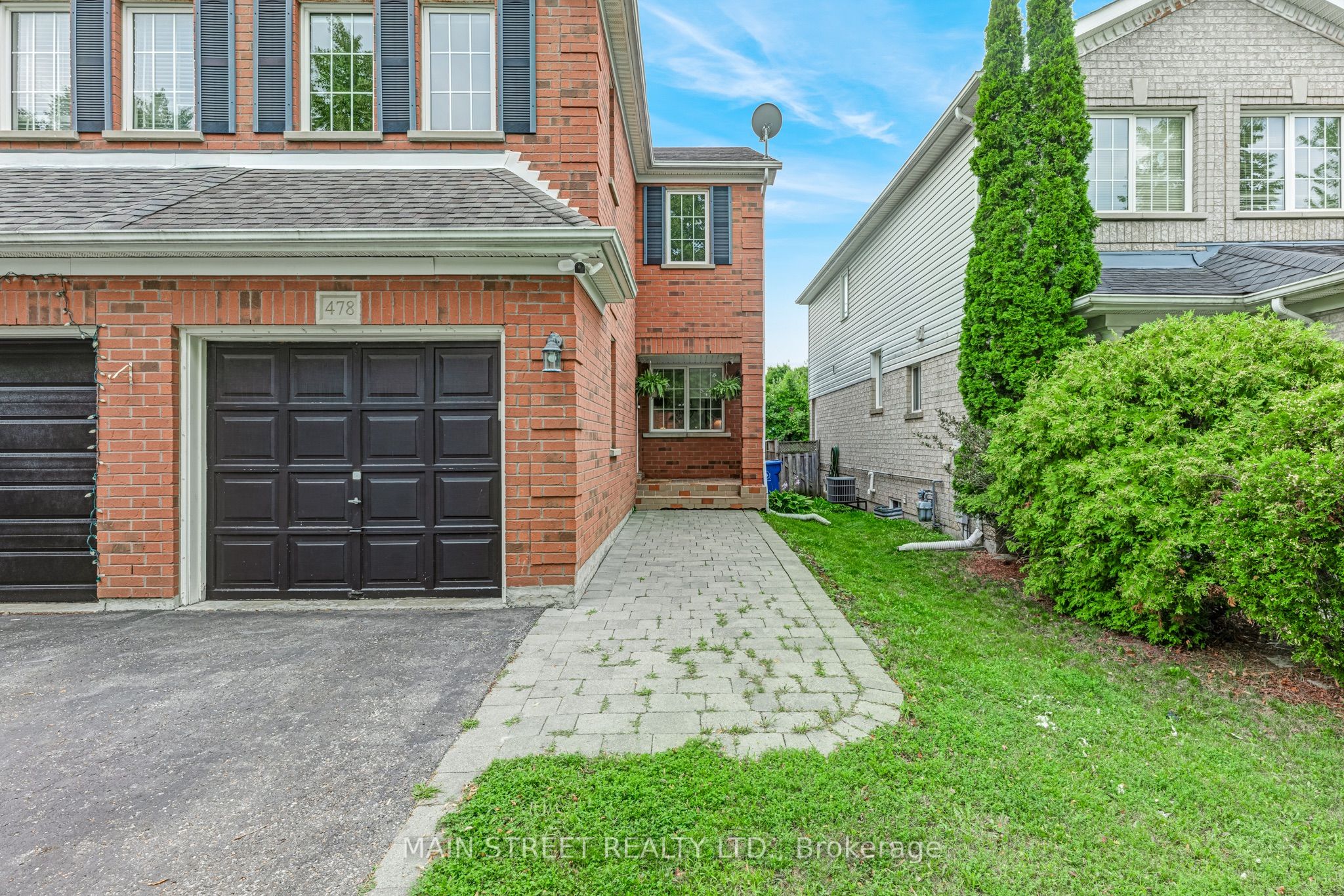 478 Heddle Crescent, Newmarket, ON L3X 2J3 photo 3