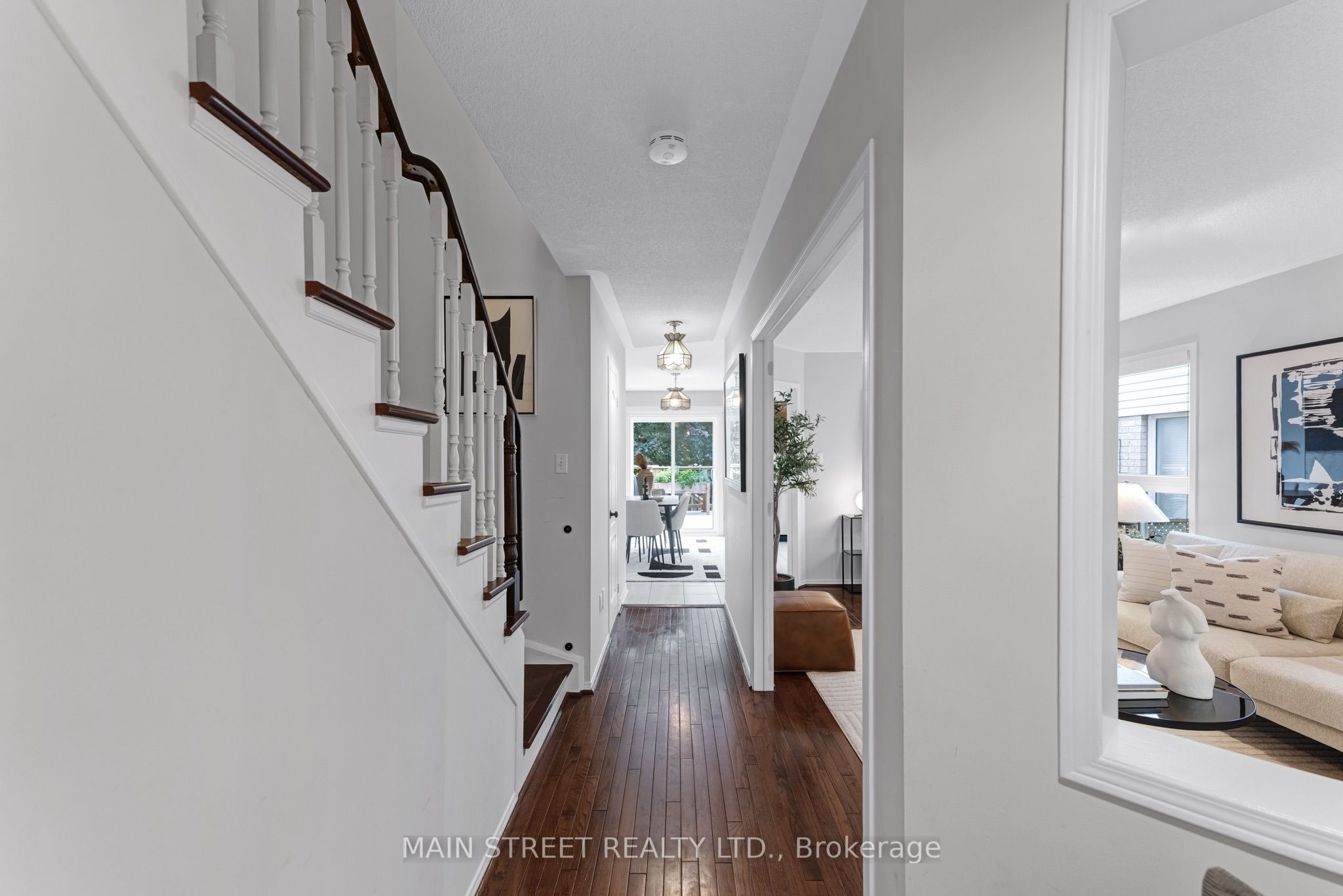 478 Heddle Crescent, Newmarket, ON L3X 2J3 photo 4