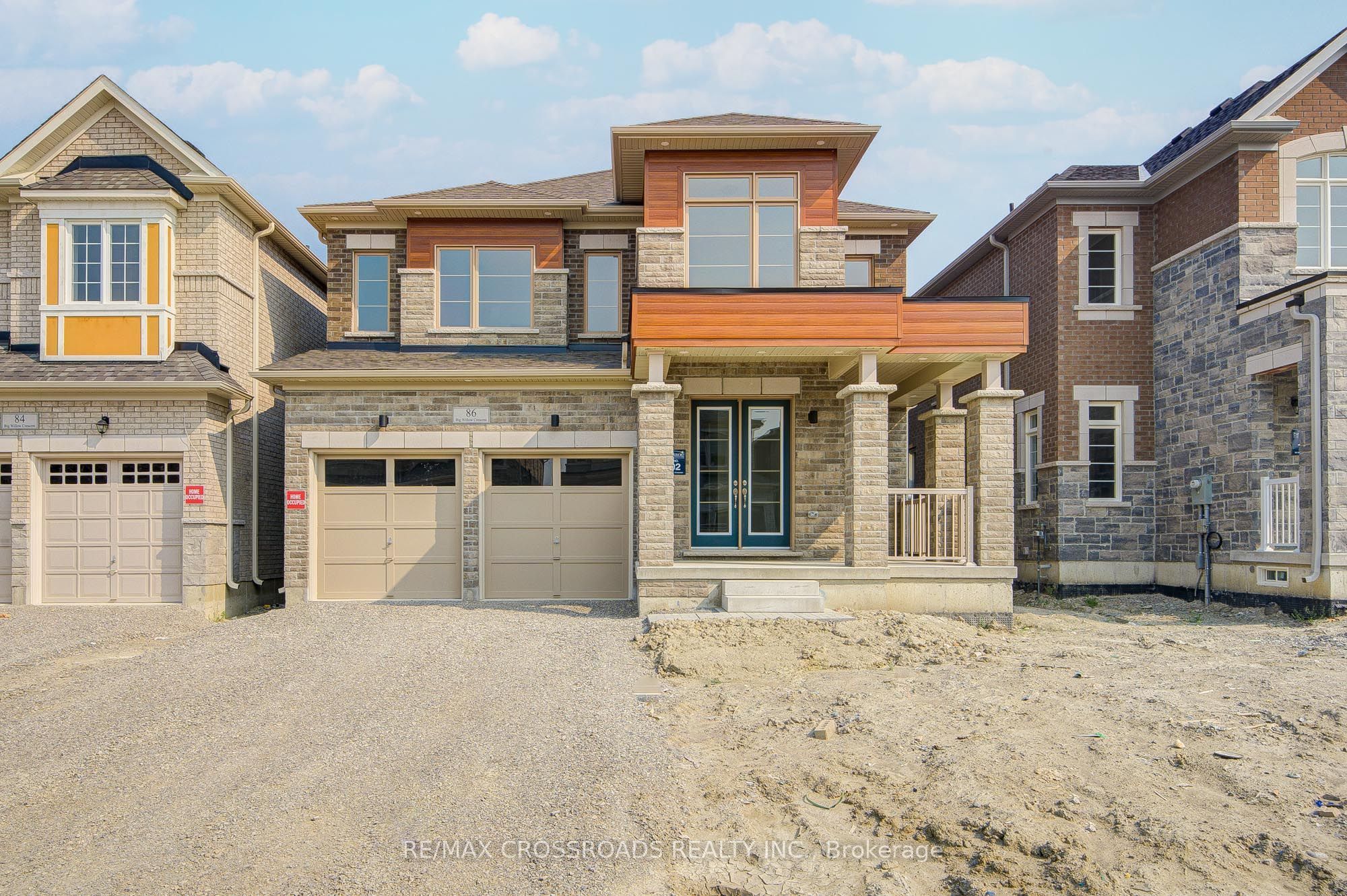 86 Big Willow Crescent, Richmond Hill, ON L4E 3R4 photo 3