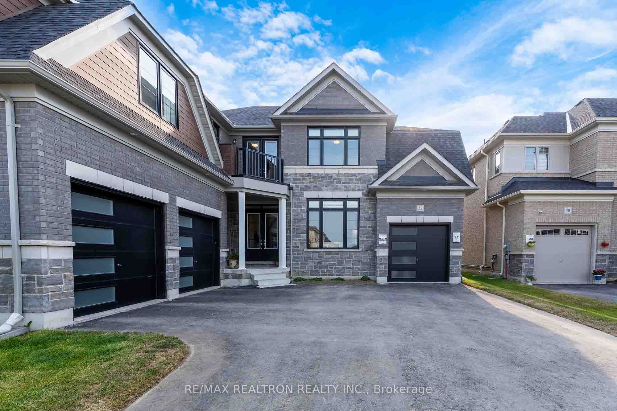 32 Bellflower Crescent, Adjala-Tosorontio, ON L0G 1W0 photo 3