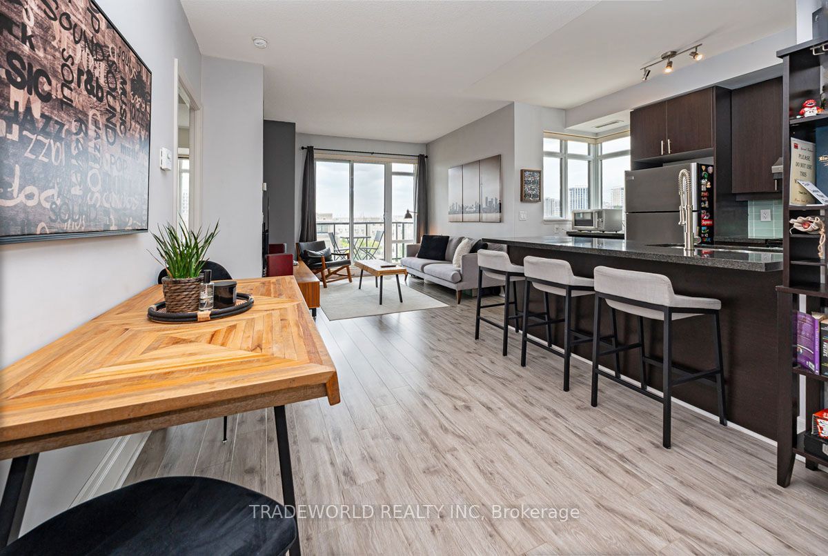 131 Upper Duke Crescent 504, Markham, ON L6G 0C9 photo 4