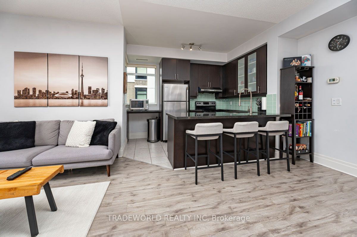 131 Upper Duke Crescent 504, Markham, ON L6G 0C9 photo 5