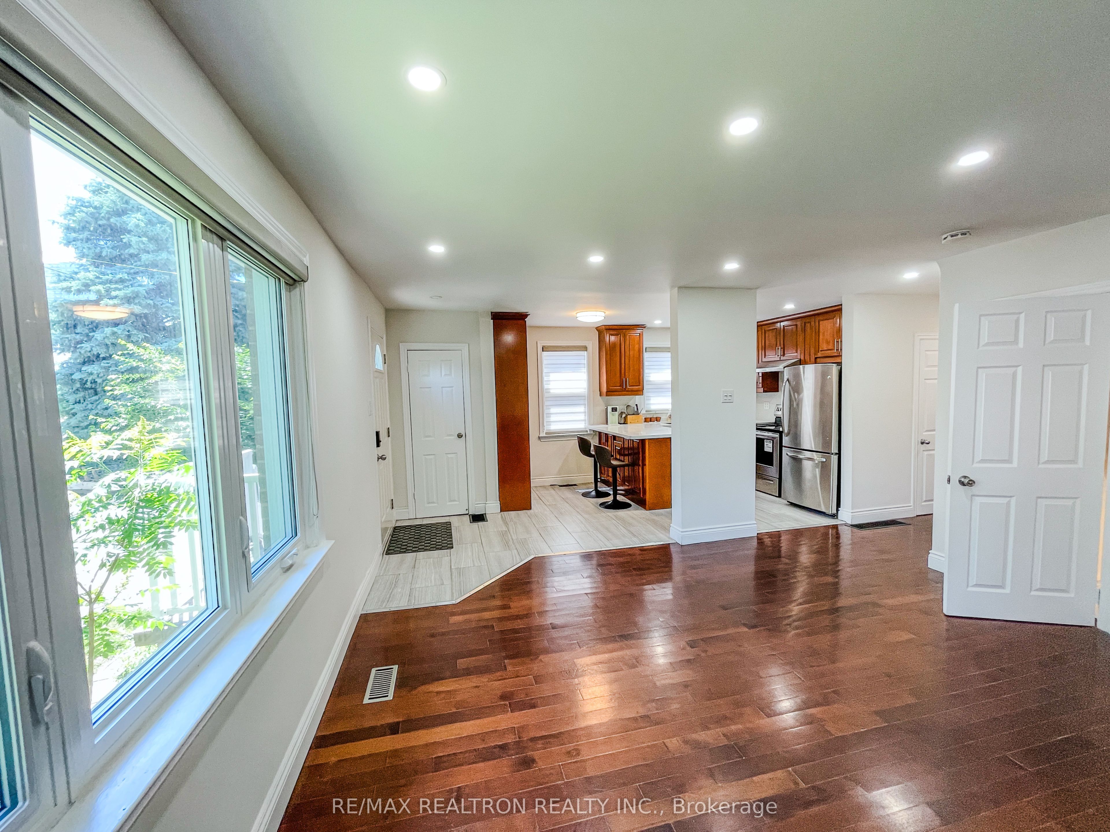 52 Glen Cameron Road, Markham, ON L3T 1P6 photo 4