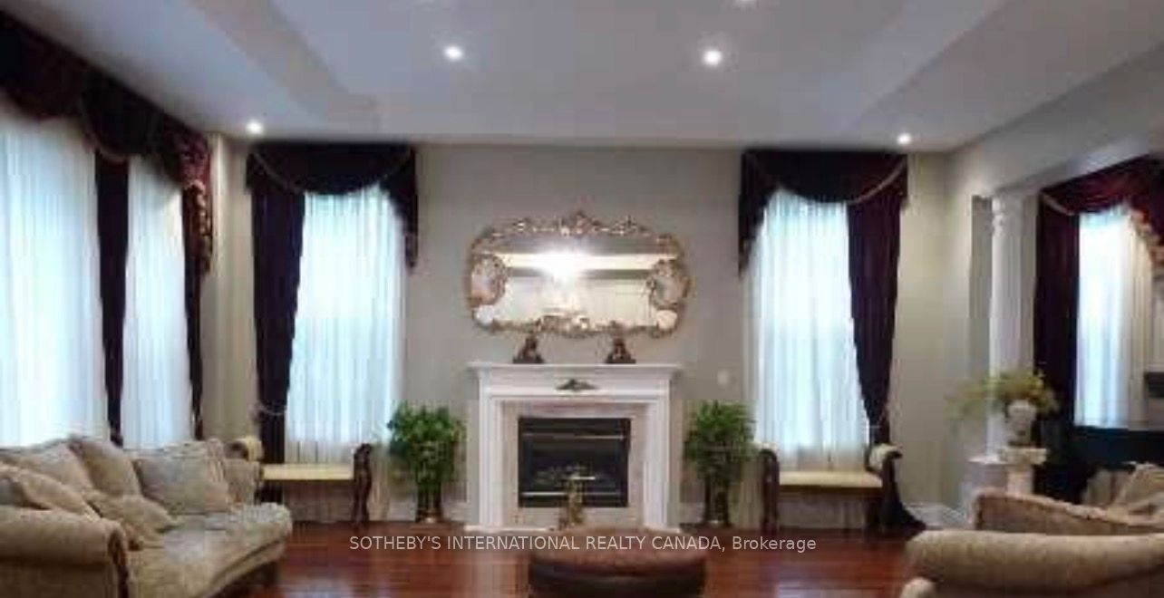 5 Helen Avenue, Vaughan, ON L4J 1J6 photo 2