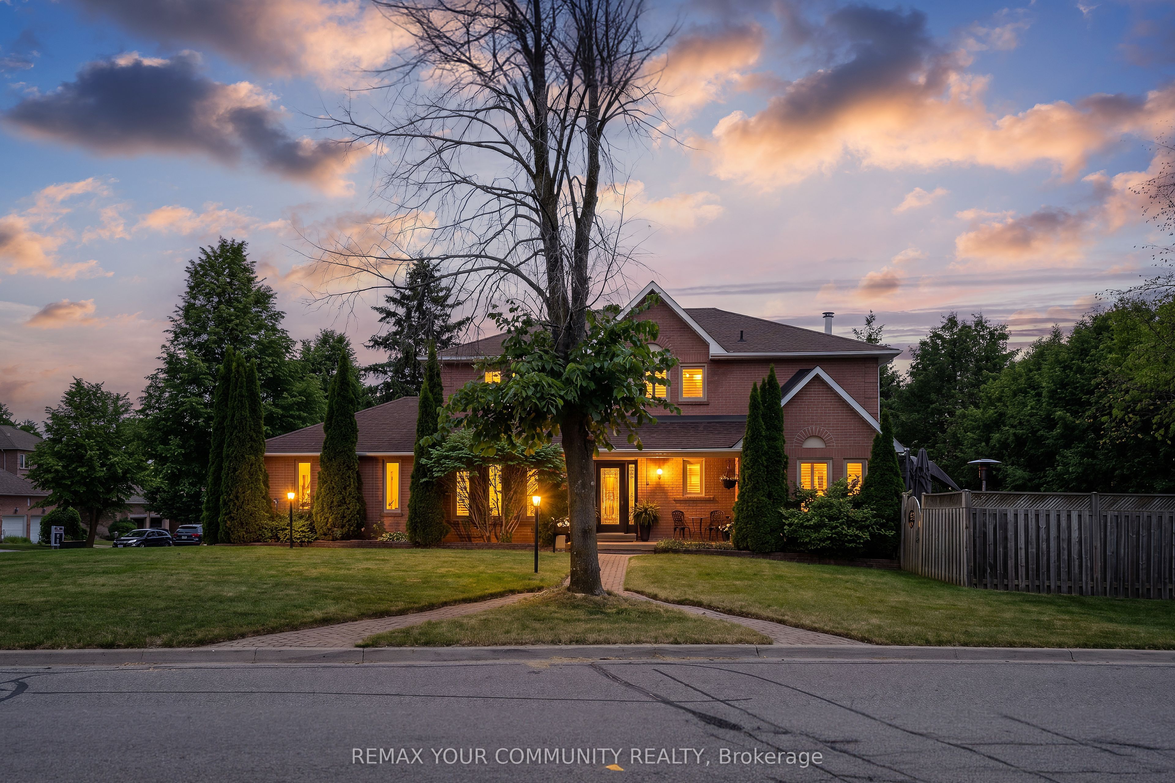 68 Autumn Way, Aurora, ON L4G 4P4 photo 2
