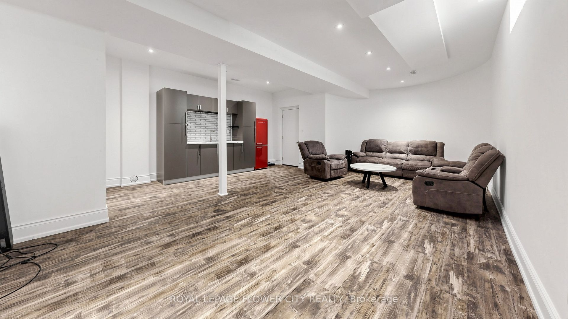 12 Paradise Valley Trail, King, ON L7B 0A5 photo 3