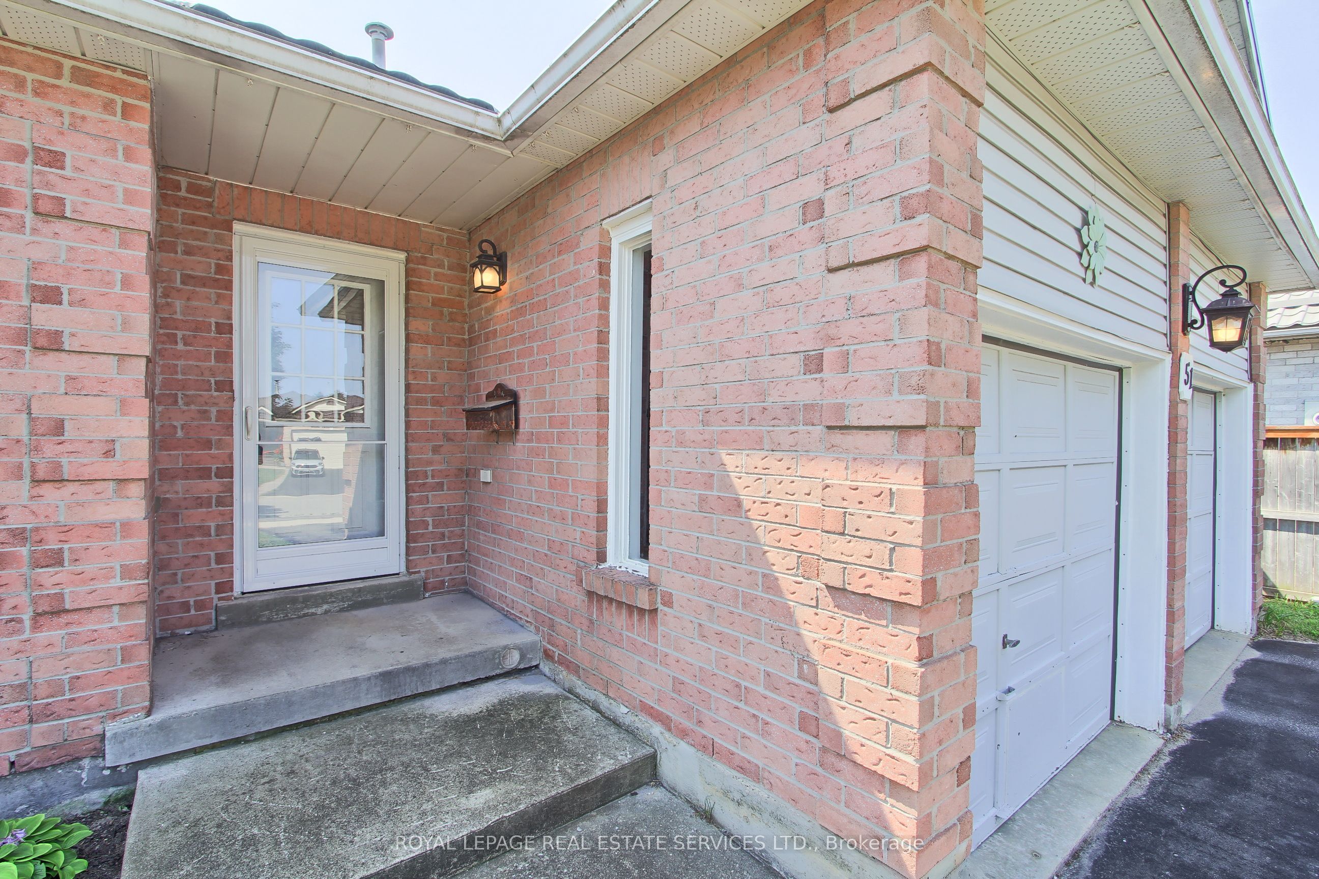 51 Nottawasaga Drive, Essa, ON L0M 1B0 photo 3
