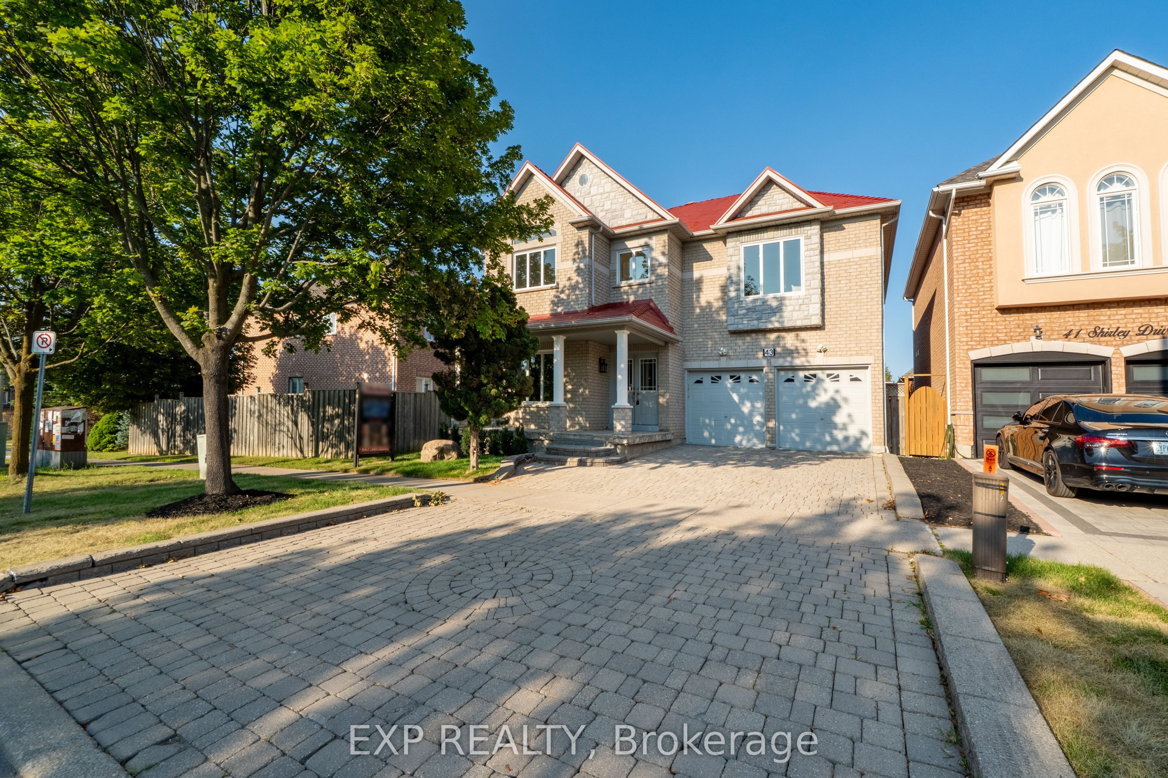43 Shirley Drive, Richmond Hill, ON L4S 2J5 photo 2