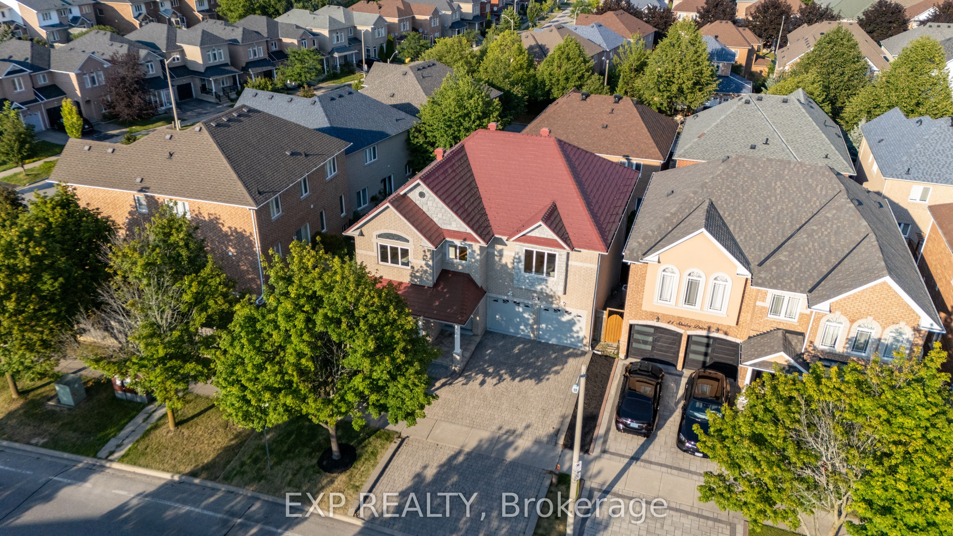 43 Shirley Drive, Richmond Hill, ON L4S 2J5 photo 4