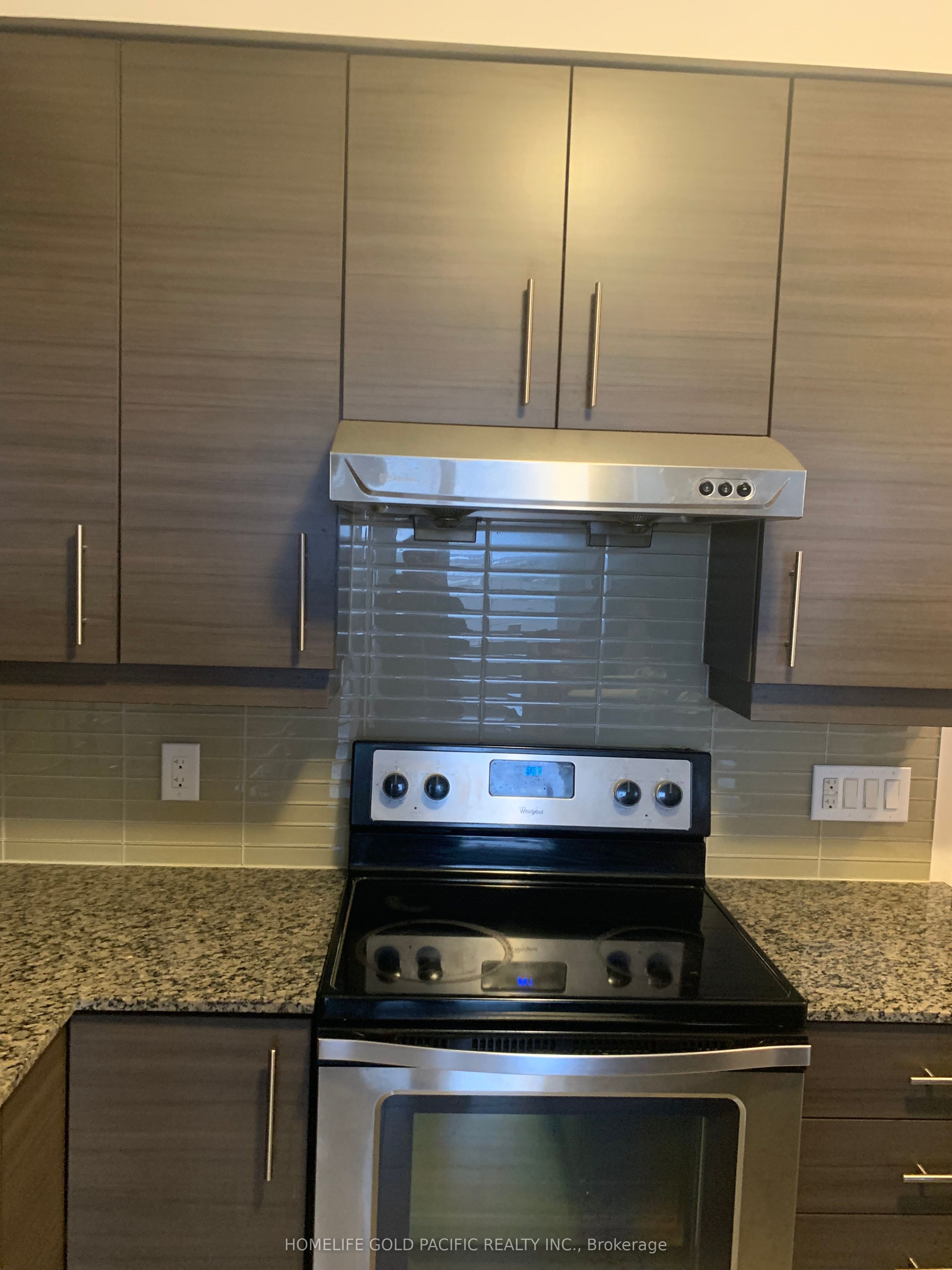 325 South Park Road 805, Markham, ON L3T 0B8 photo 5