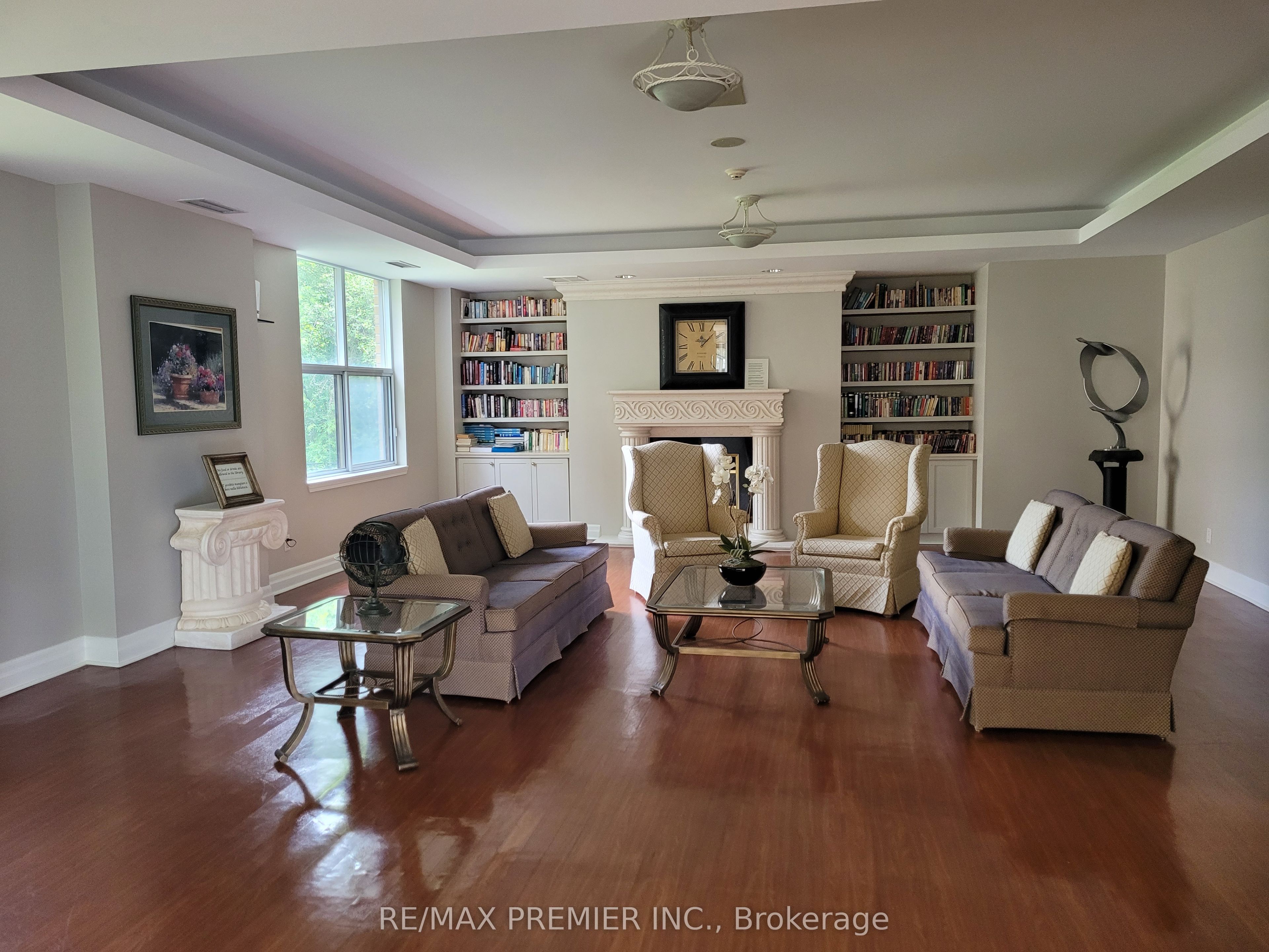 2506 Rutherford Road 502, Vaughan, ON L4K 5N7 photo 5