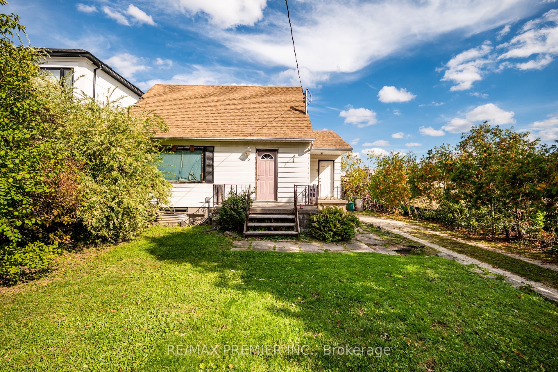 3 Parker Avenue, Richmond Hill, ON L4E 2W4 photo 5
