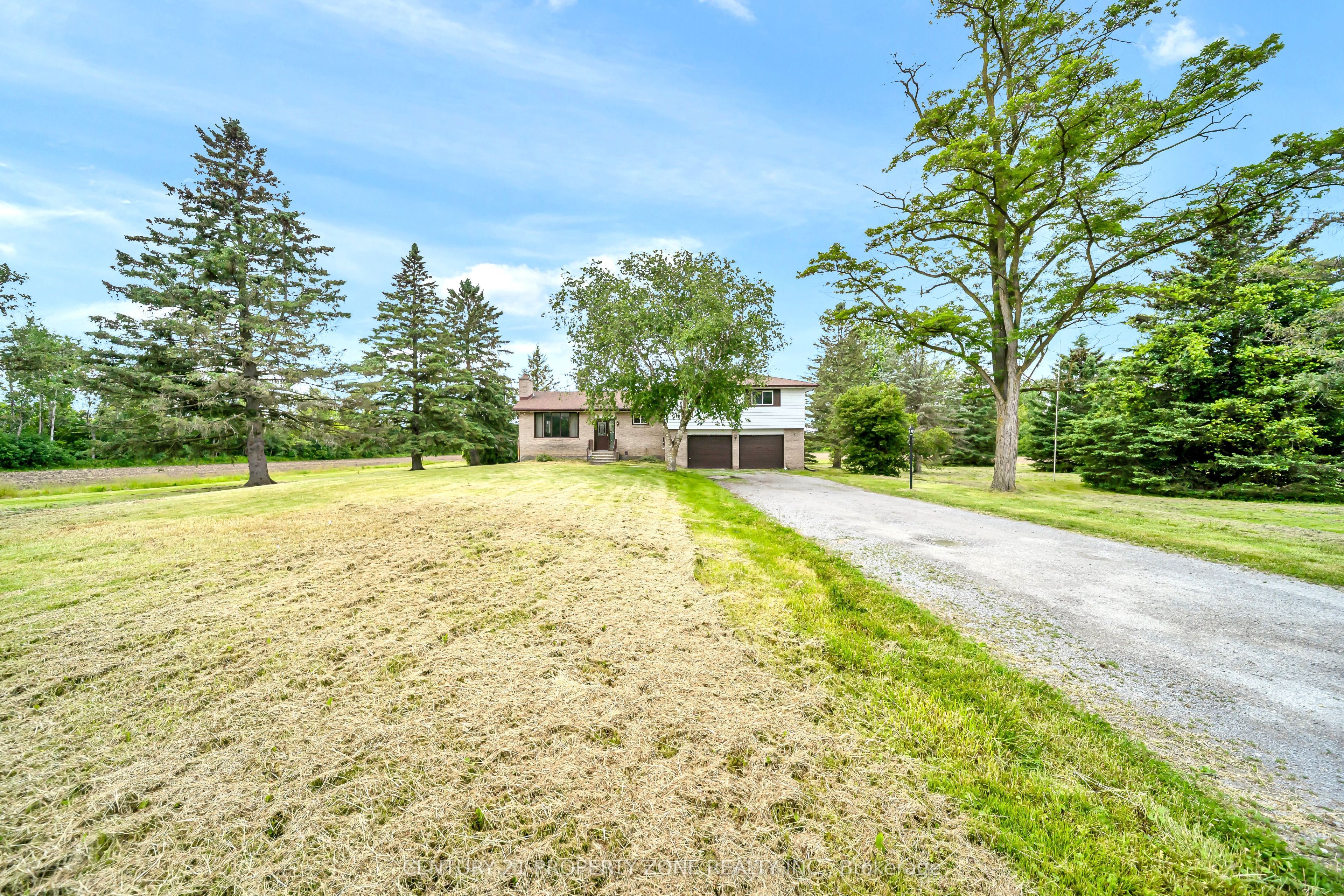 18580 DUFFERIN Street, King, ON L3Y 4V9 photo 4