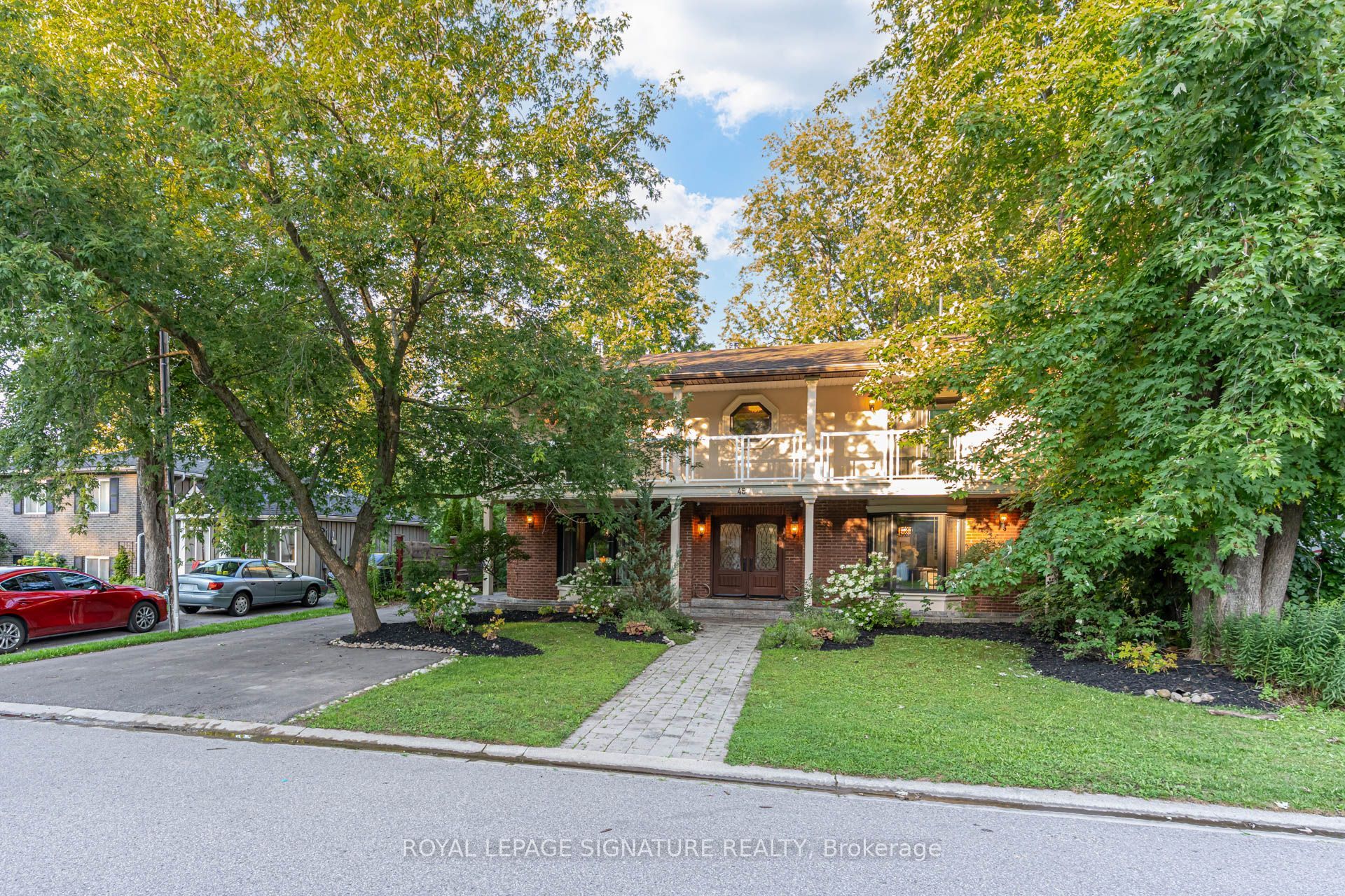 45 Pleasant Avenue, East Gwillimbury, ON L9N 1A2 photo 2