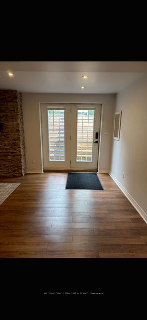 71 Treegrove Circle Bsmnt, Aurora, ON L4G 6M2 photo 3