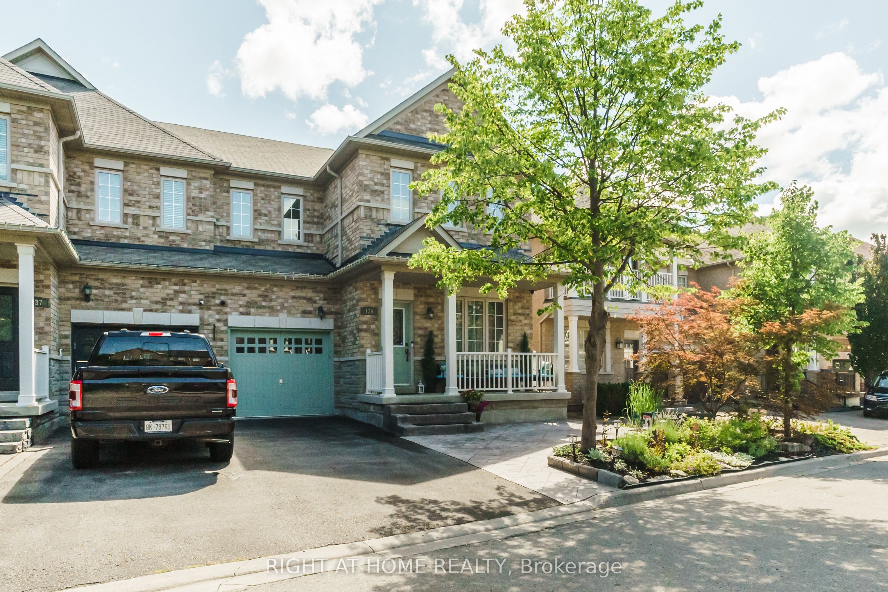 139 Bellini Avenue, Vaughan, ON L4H 0R7 photo 2