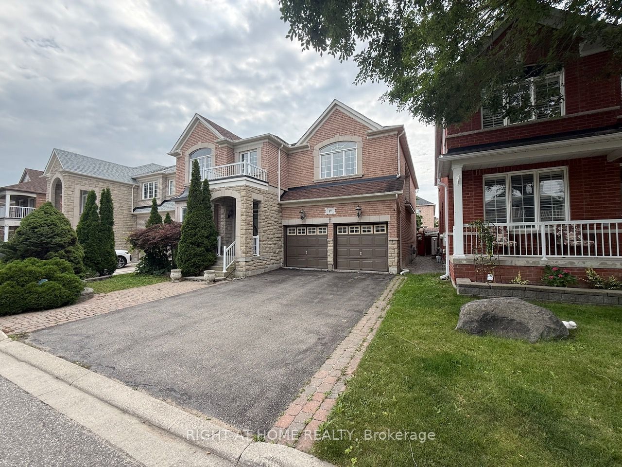 17 Coral Cove Court, Markham, ON L6E 1L1