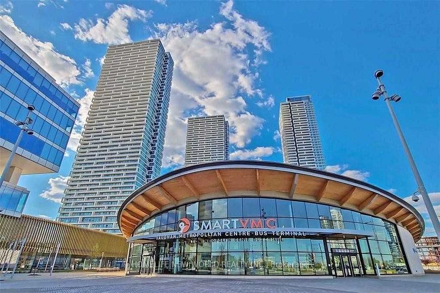 950 Portage Pkwy 4811, Vaughan, ON L4K 0J7