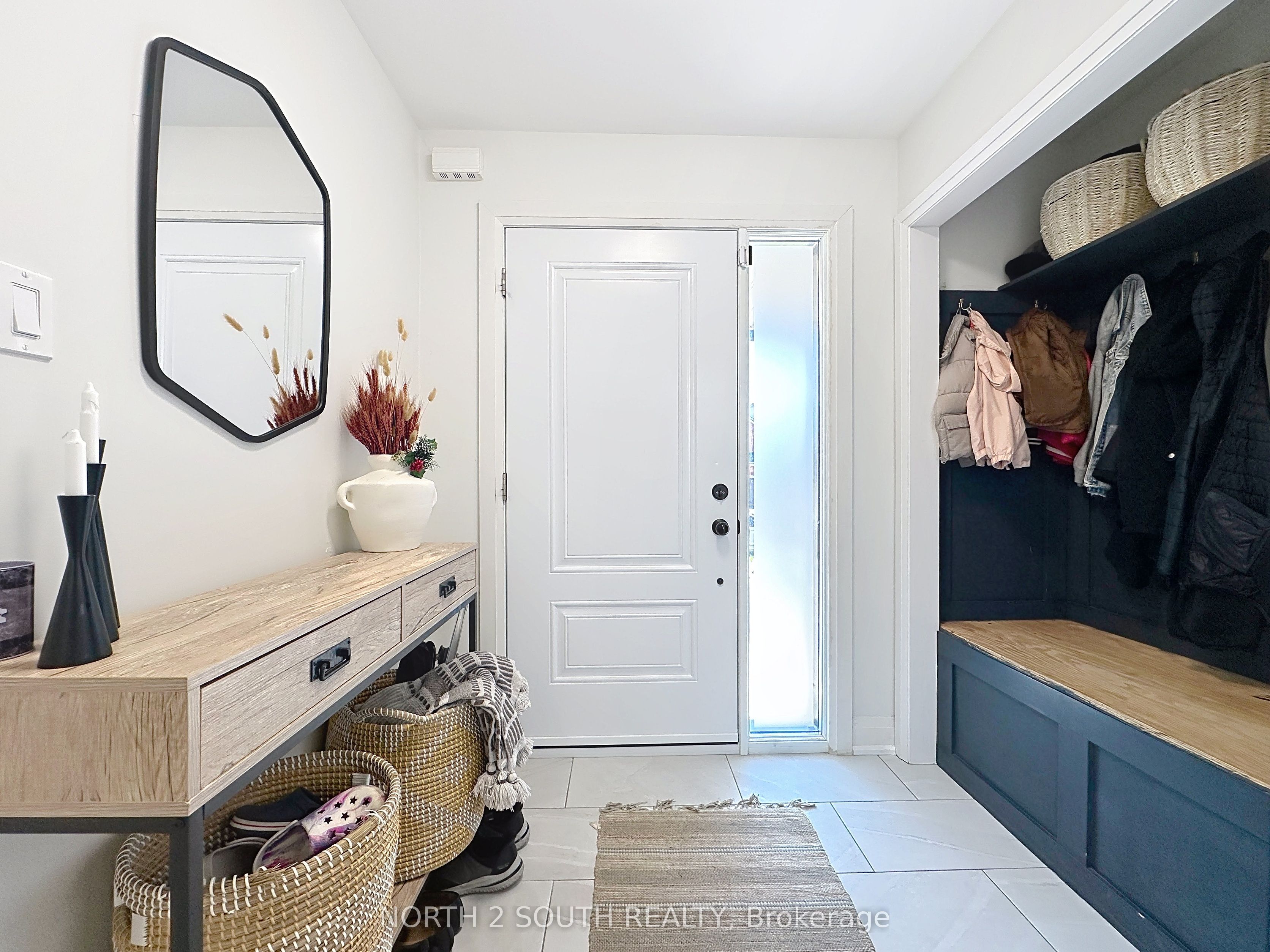 93 Komura Road Upper, Vaughan, ON L6A 3M1 photo 5
