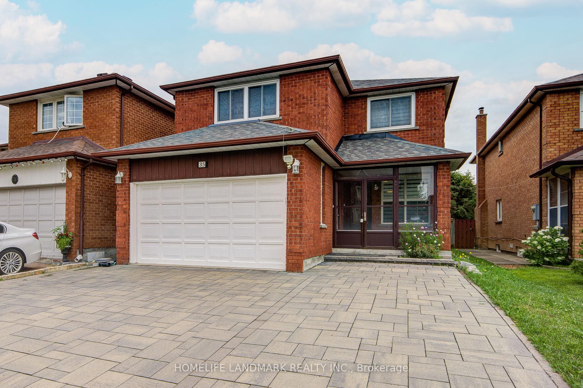 35 Royal Palm Drive, Vaughan, ON L4J 5R4 photo 2